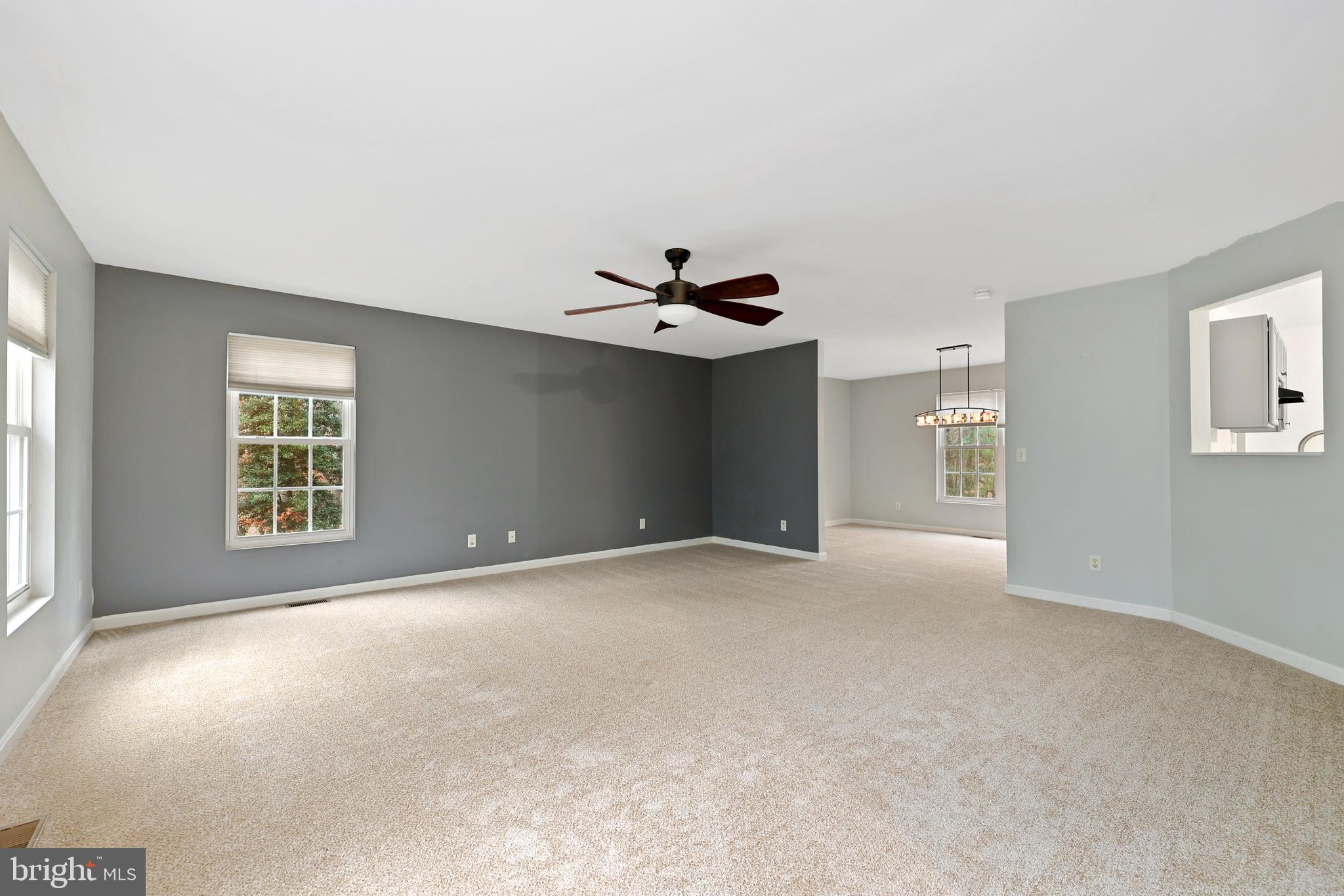 LAKE CAROLINE - Residential