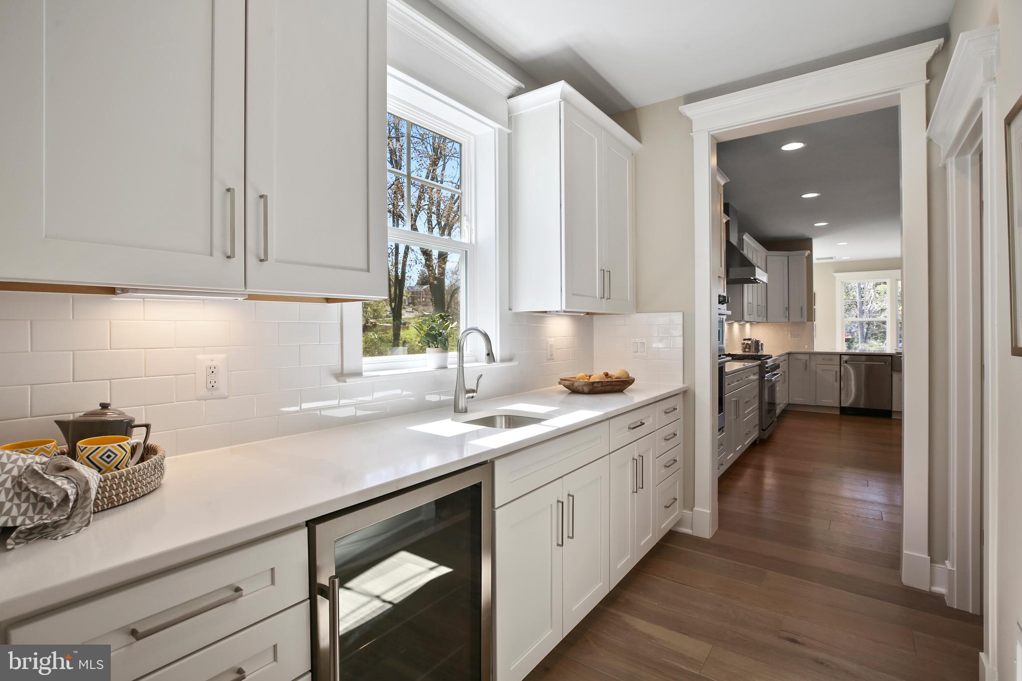 BRADDOCK WOODS - Residential