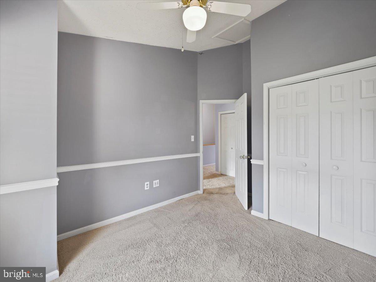 VILLAS LAKE ANITA LOUISE - Residential