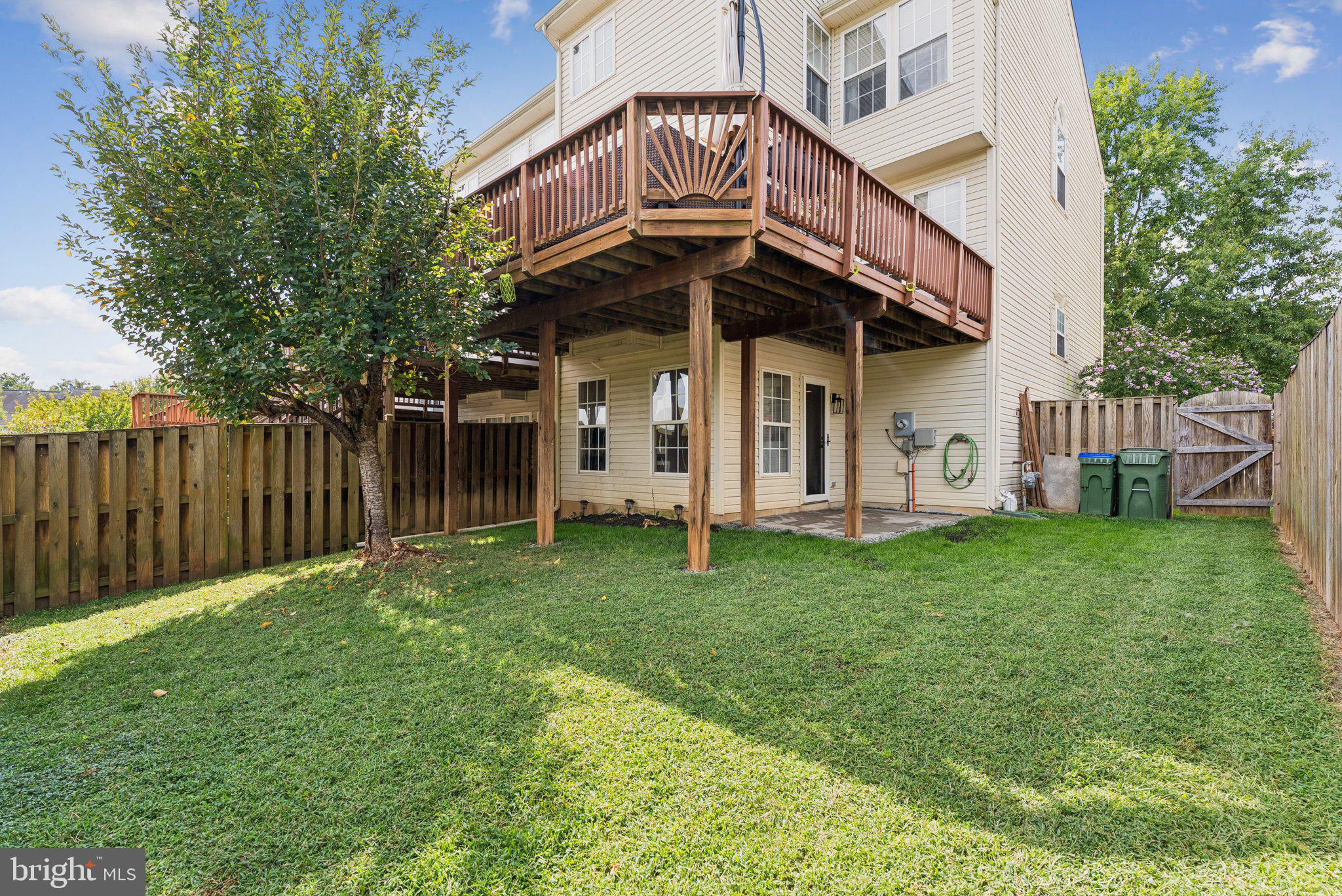 1463 FAWN HOLLOW LANE