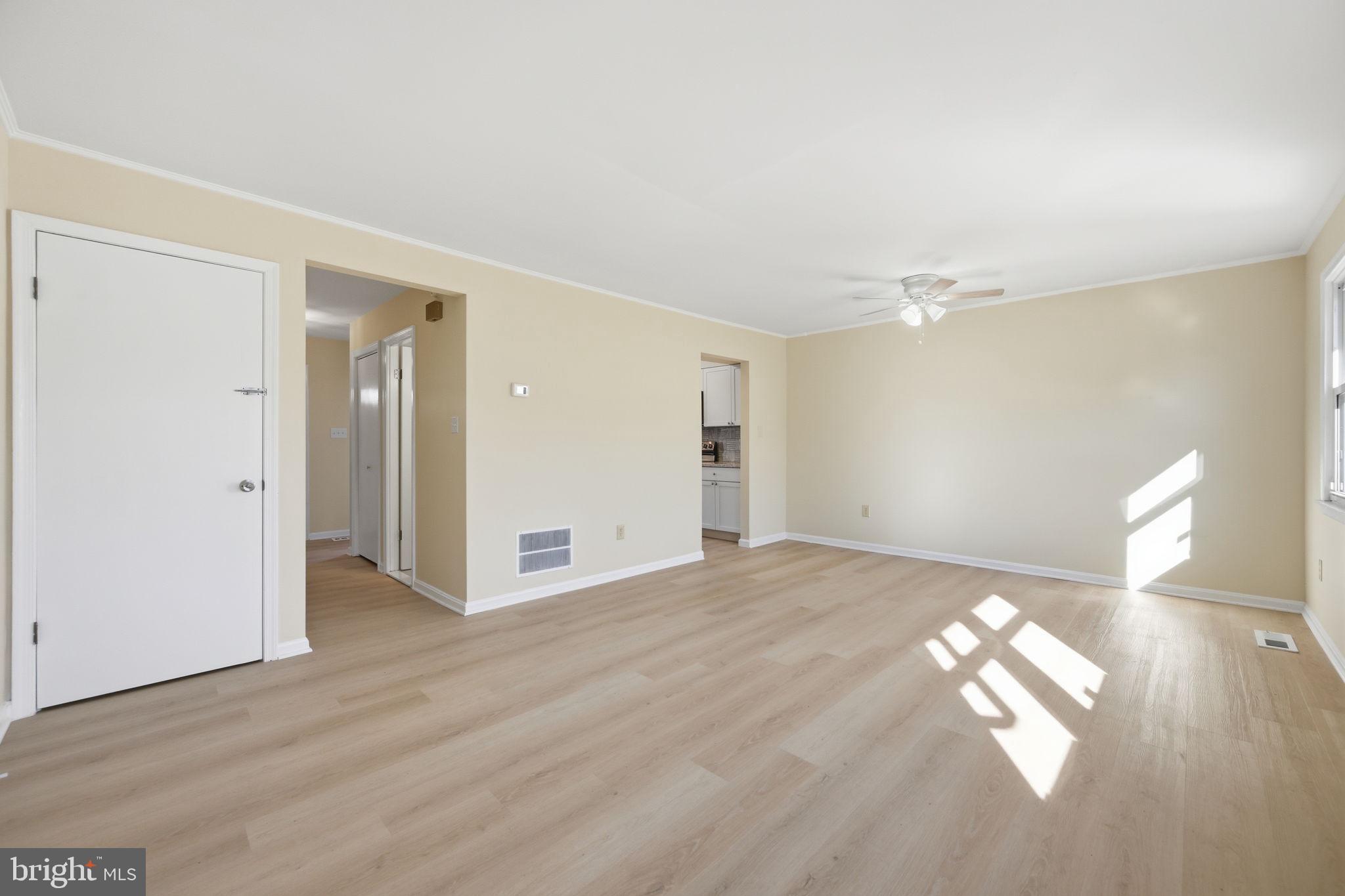 HANSON OAKS - Residential