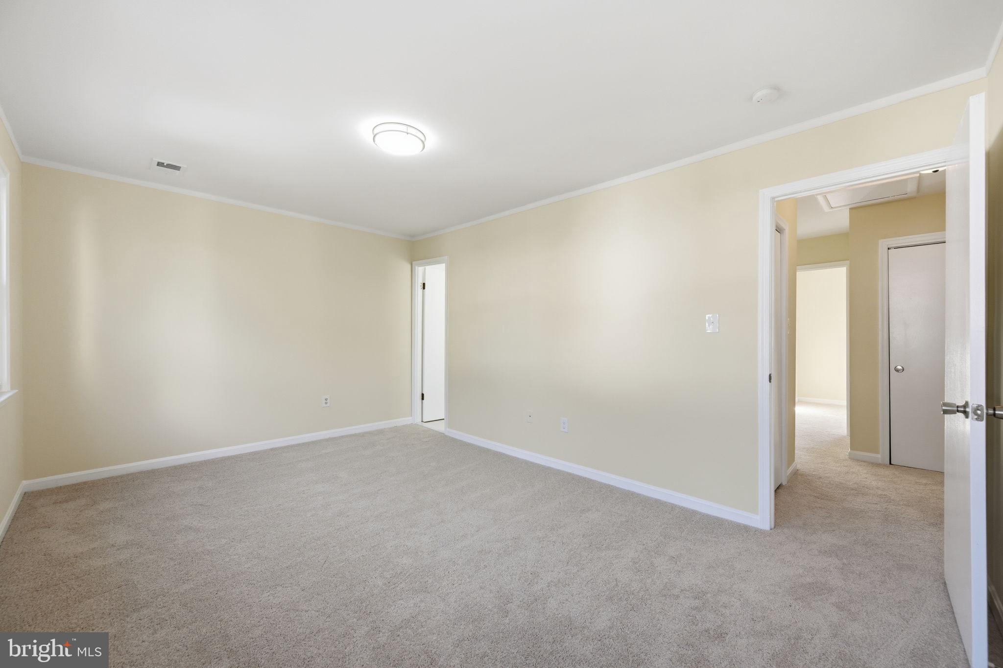 HANSON OAKS - Residential