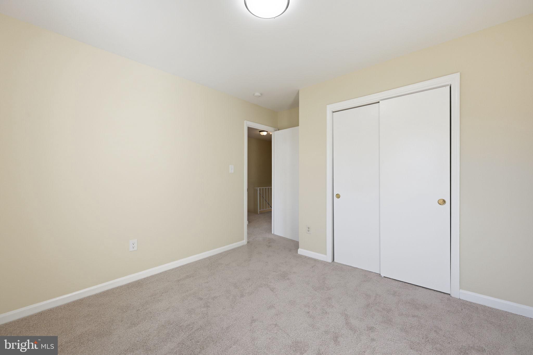 HANSON OAKS - Residential