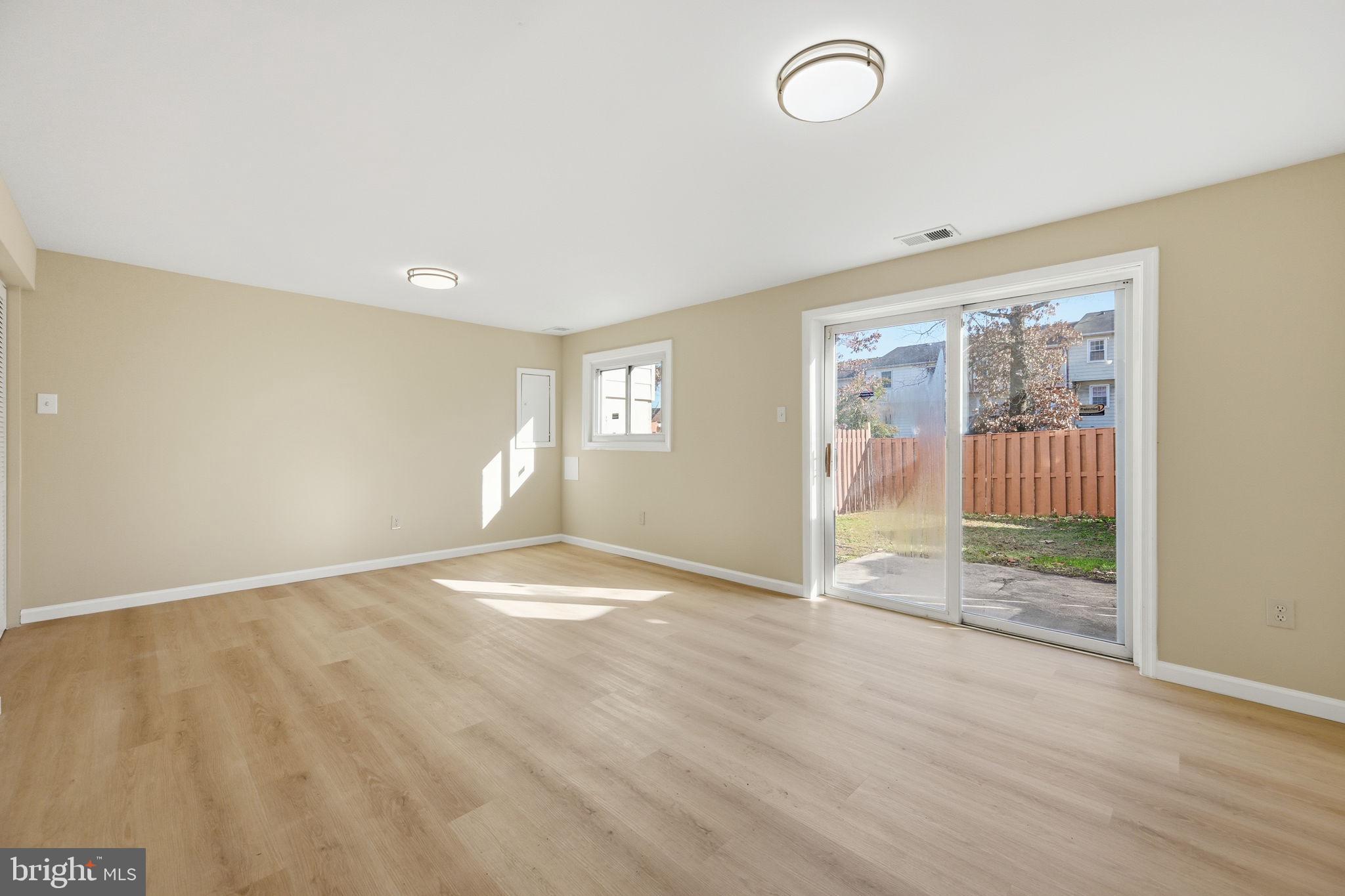 4044 HANSON OAKS DRIVE