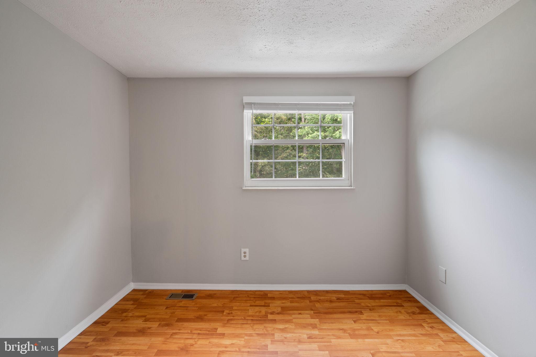 NEWINGTON FOREST - Residential Lease