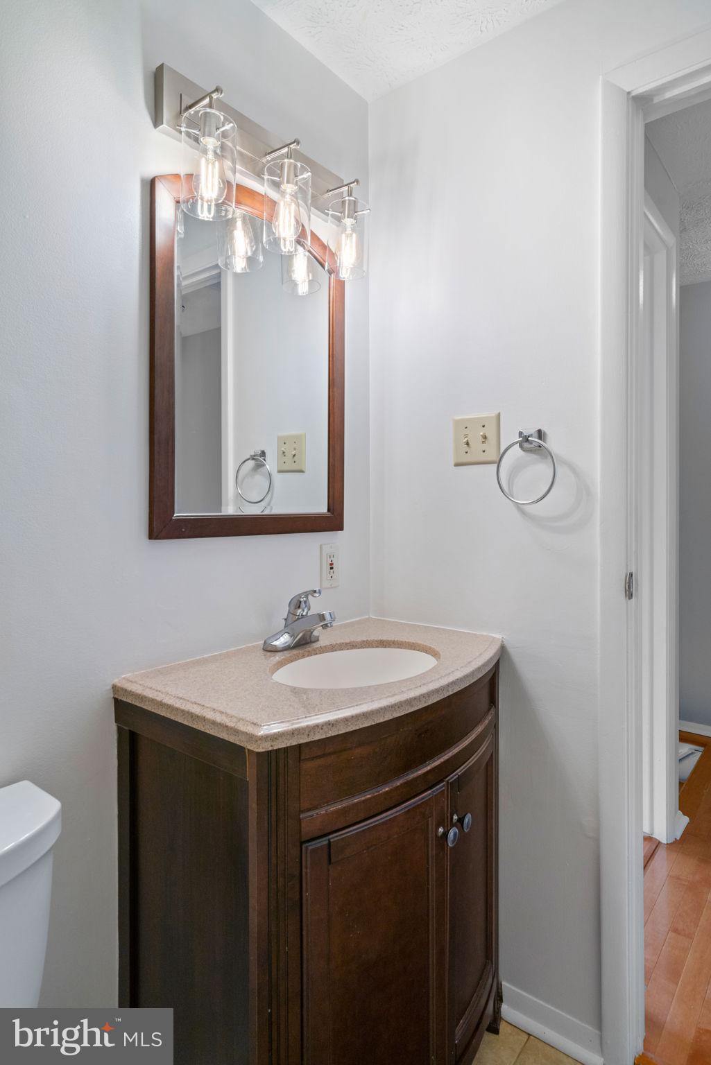 NEWINGTON FOREST - Residential Lease