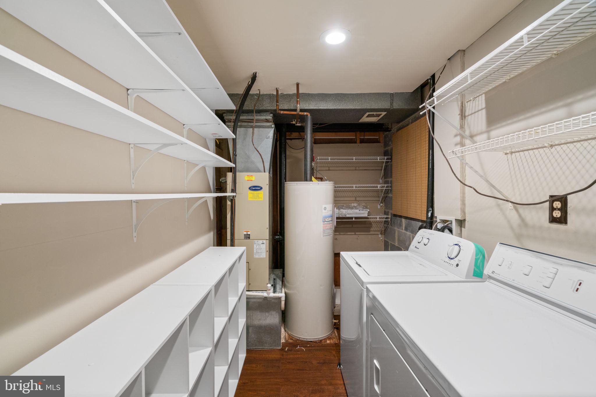 NEWINGTON FOREST - Residential Lease