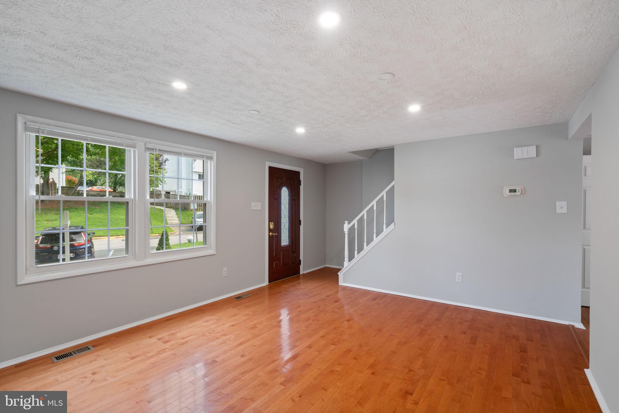 NEWINGTON FOREST - Residential Lease