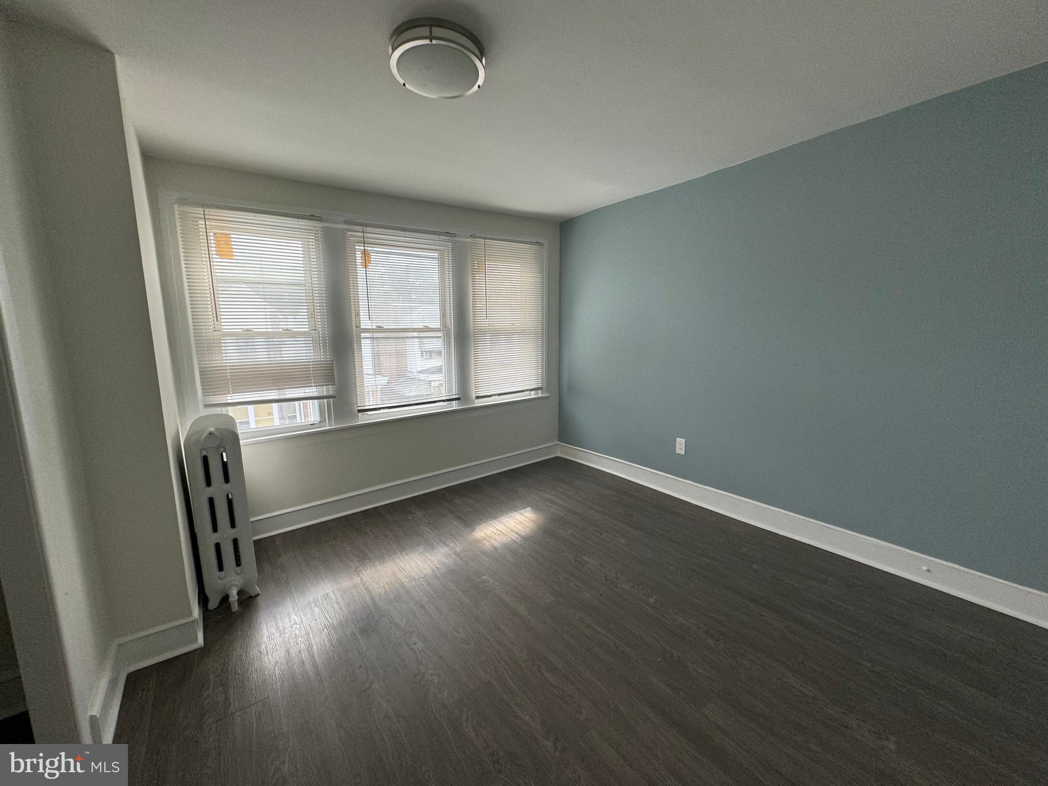 MAYFAIR (EAST) - Residential