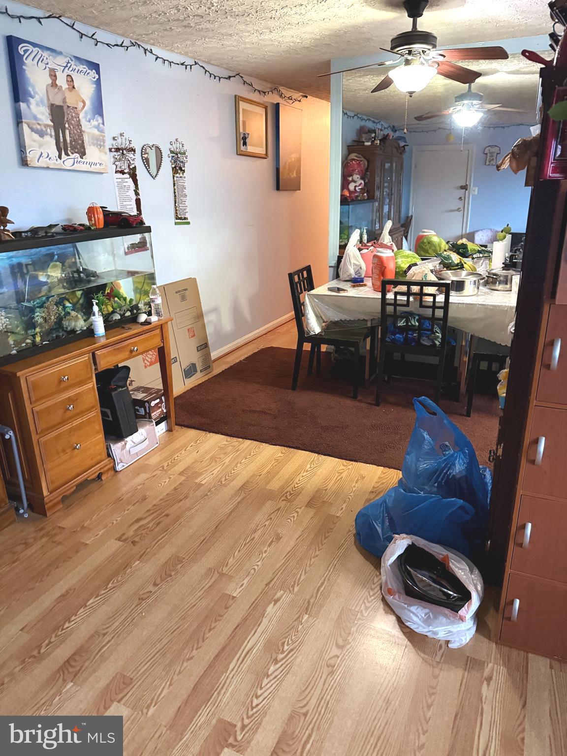 8426 RICHMOND HIGHWAY 105