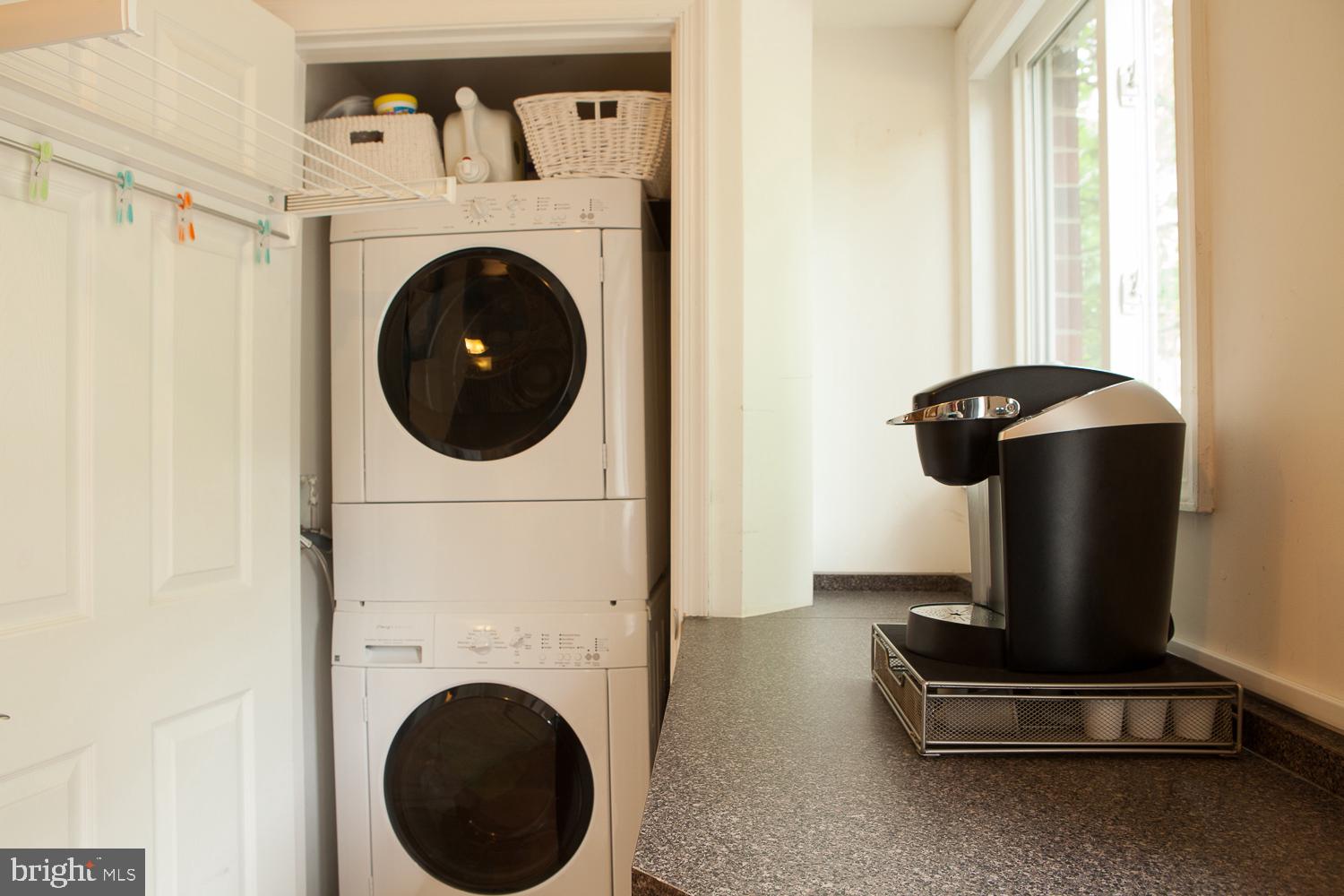 PARKSIDE AT ALEXANDRIA - Residential Lease