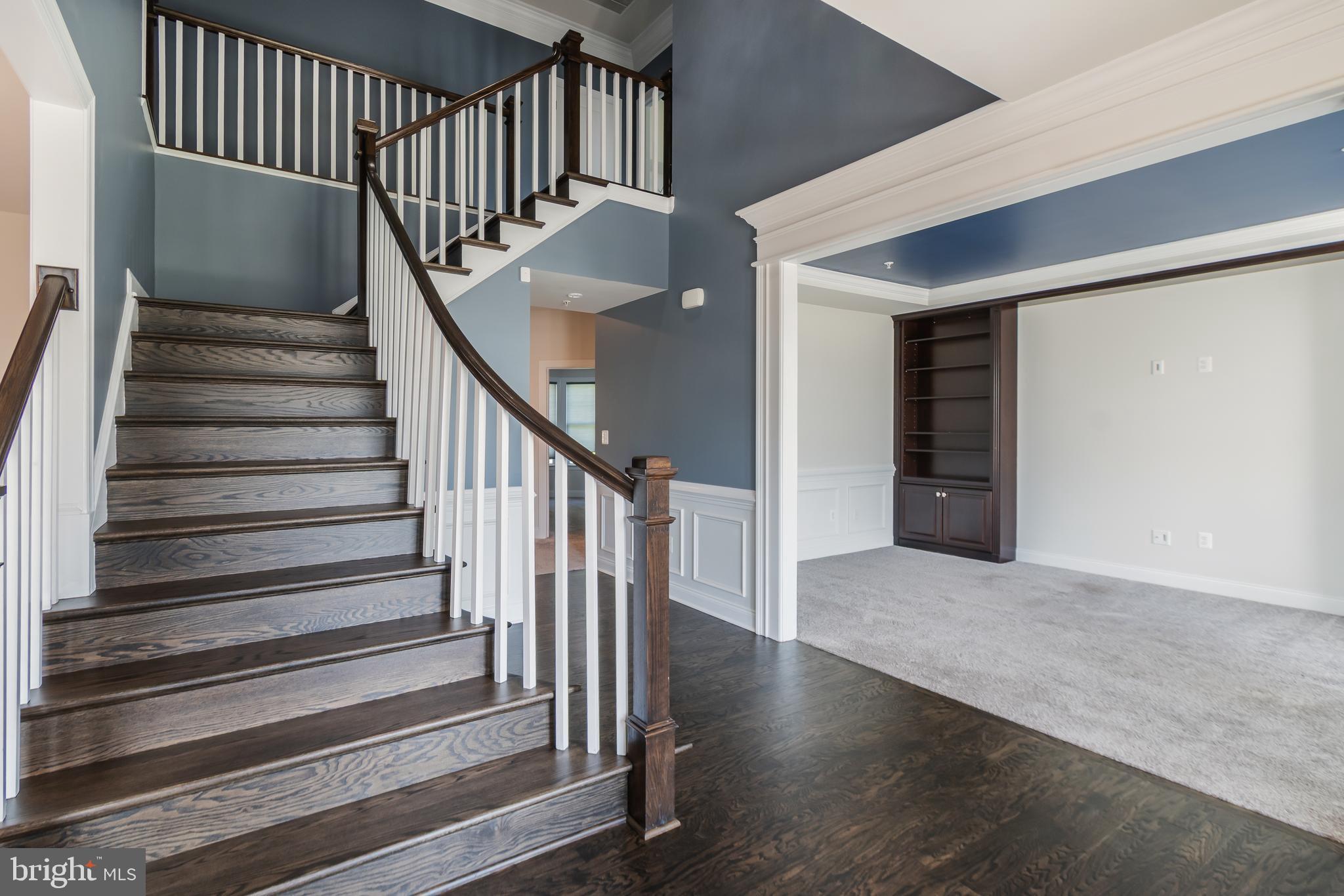 8266 SAINT FRANCIS DRIVE