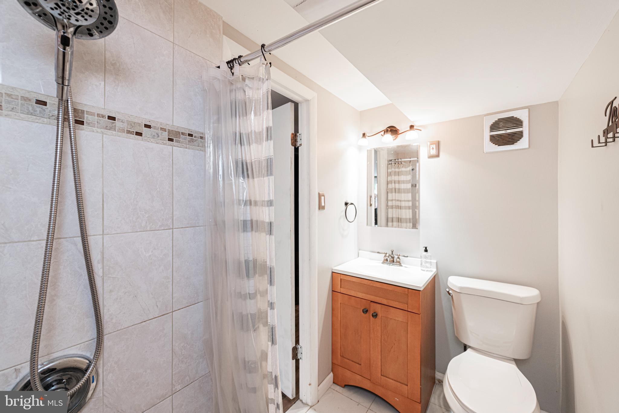 CRESTMONT FARMS - Residential