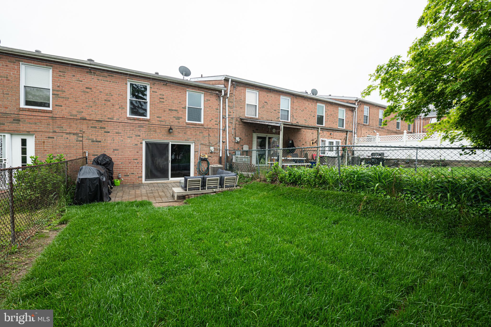 CRESTMONT FARMS - Residential