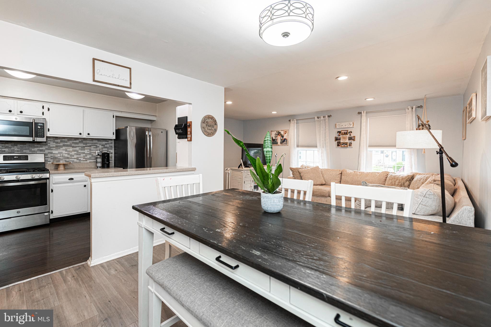 CRESTMONT FARMS - Residential