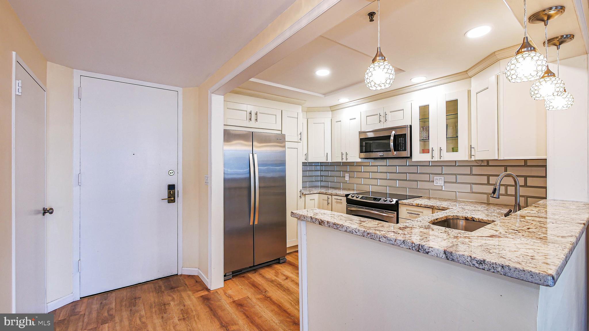 3101 BOARDWALK 2410-2