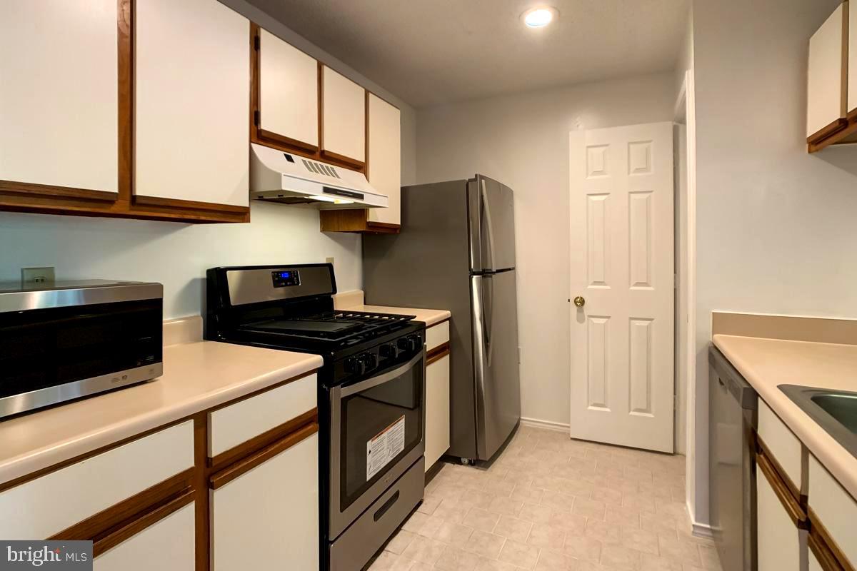 WESTMAREN CONDO - Residential Lease