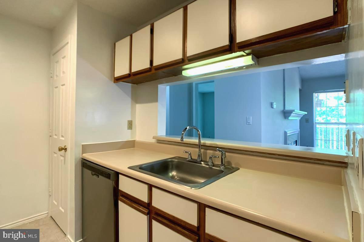 WESTMAREN CONDO - Residential Lease