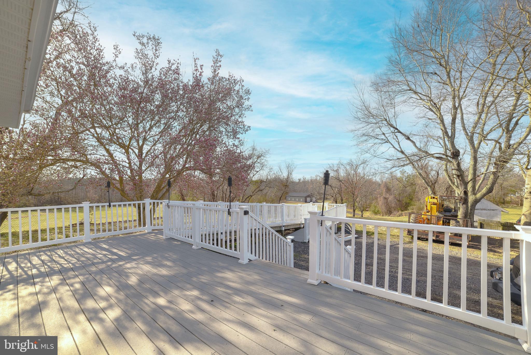 DANIEL FARM - Residential Lease