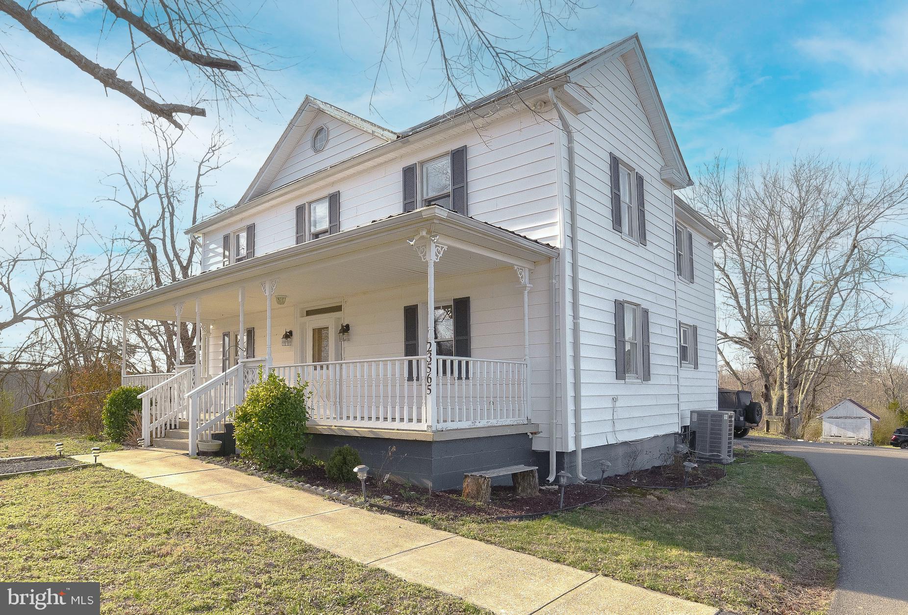 DANIEL FARM - Residential Lease