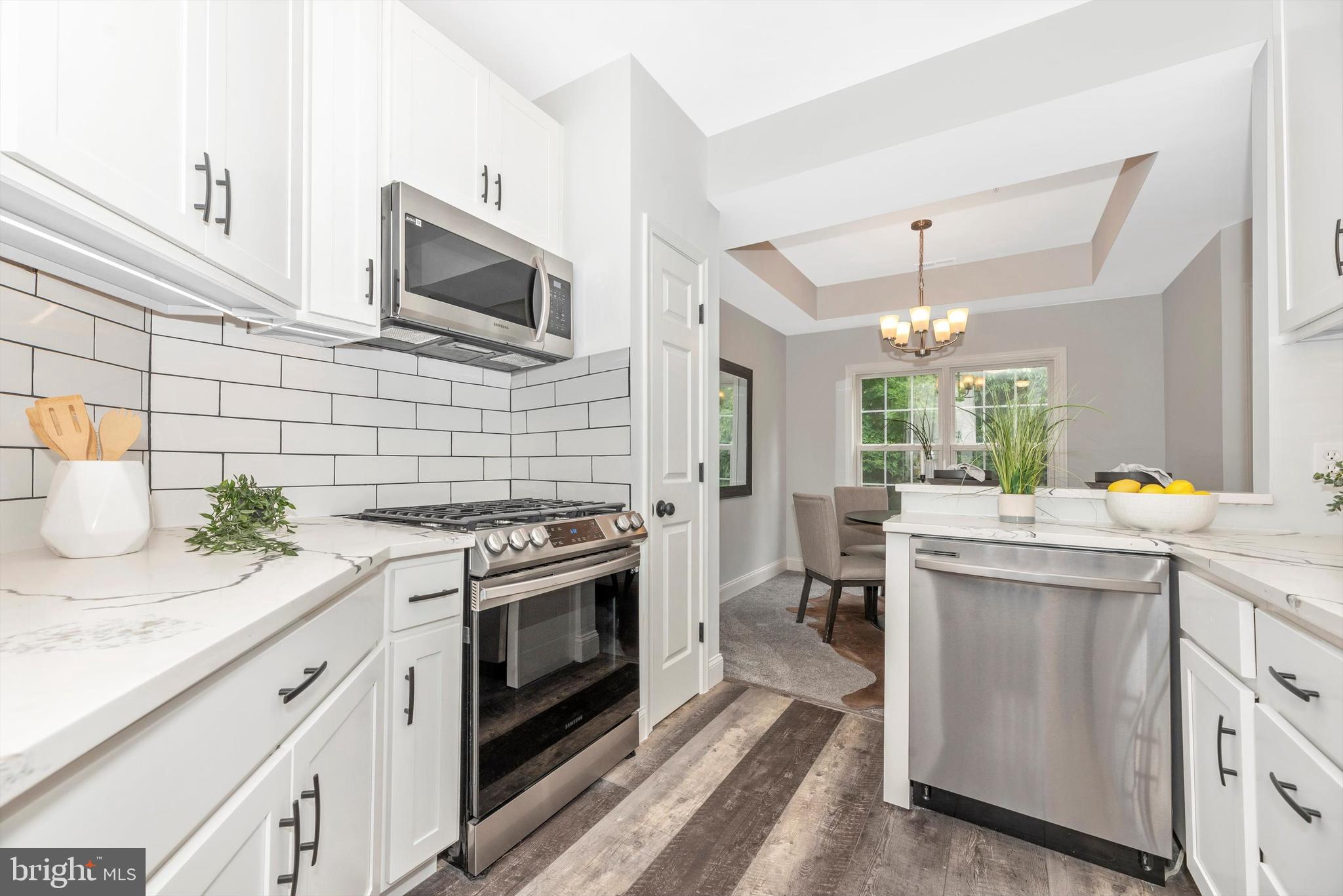 SPRING MILL - Residential