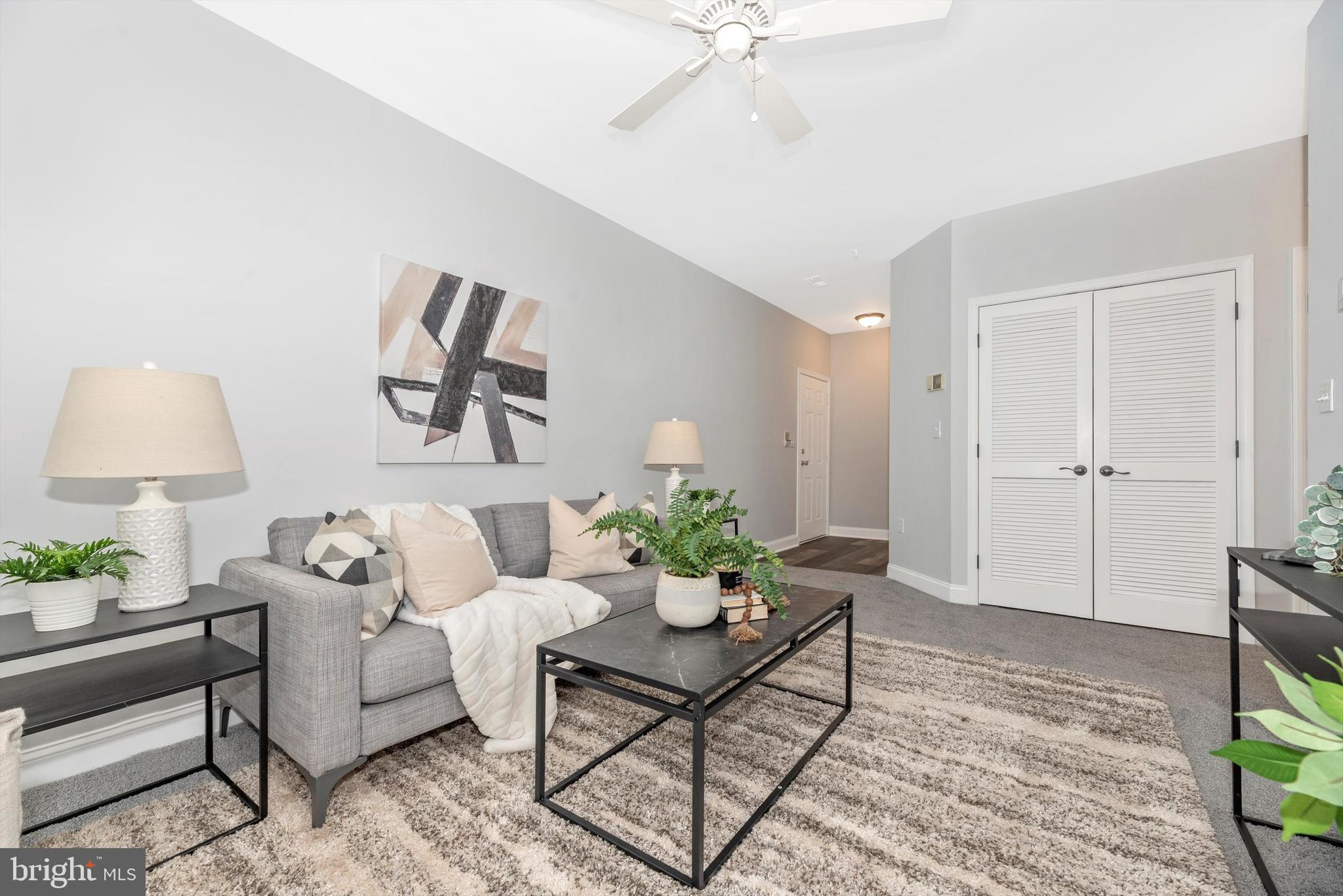 SPRING MILL - Residential