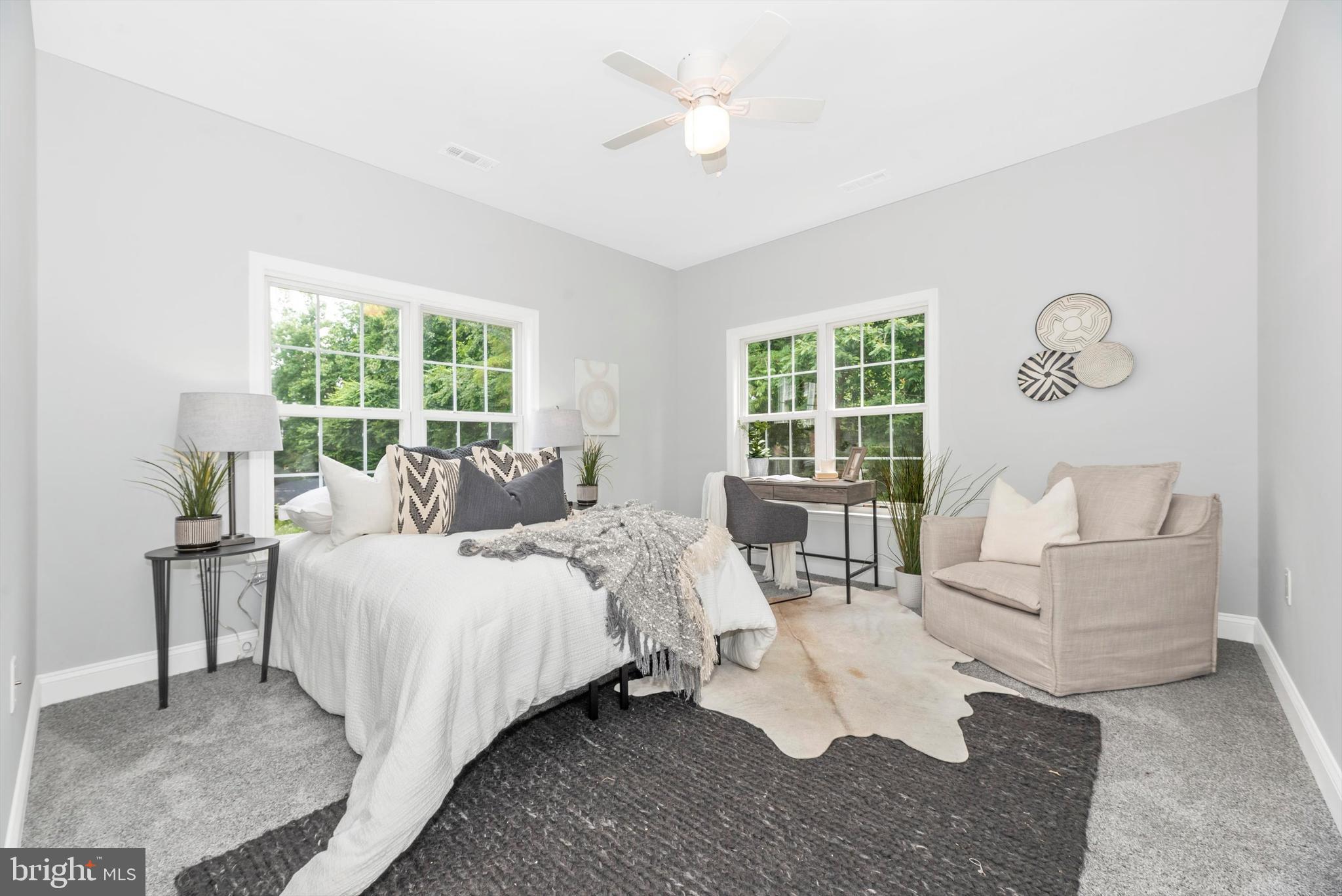 SPRING MILL - Residential