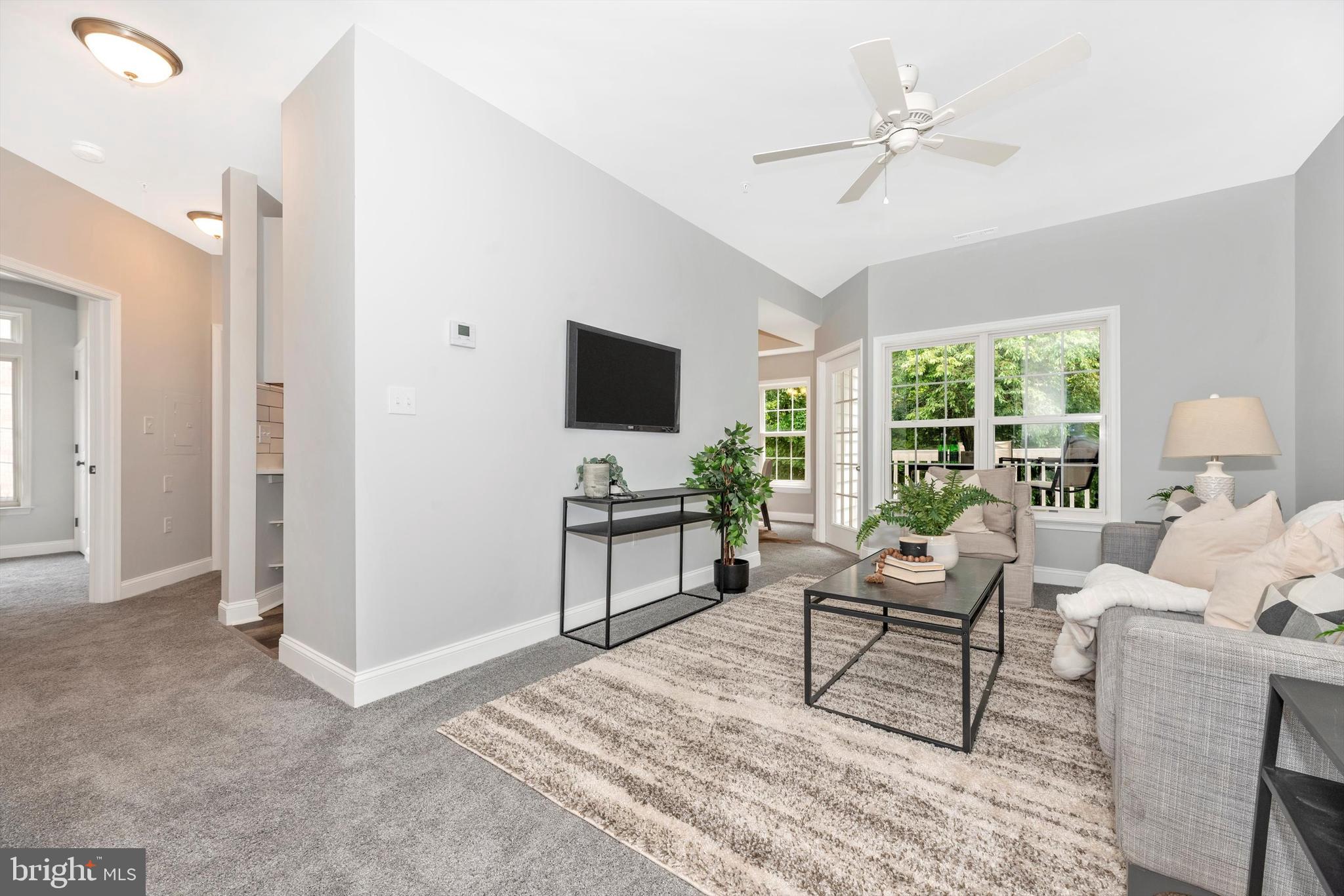 SPRING MILL - Residential