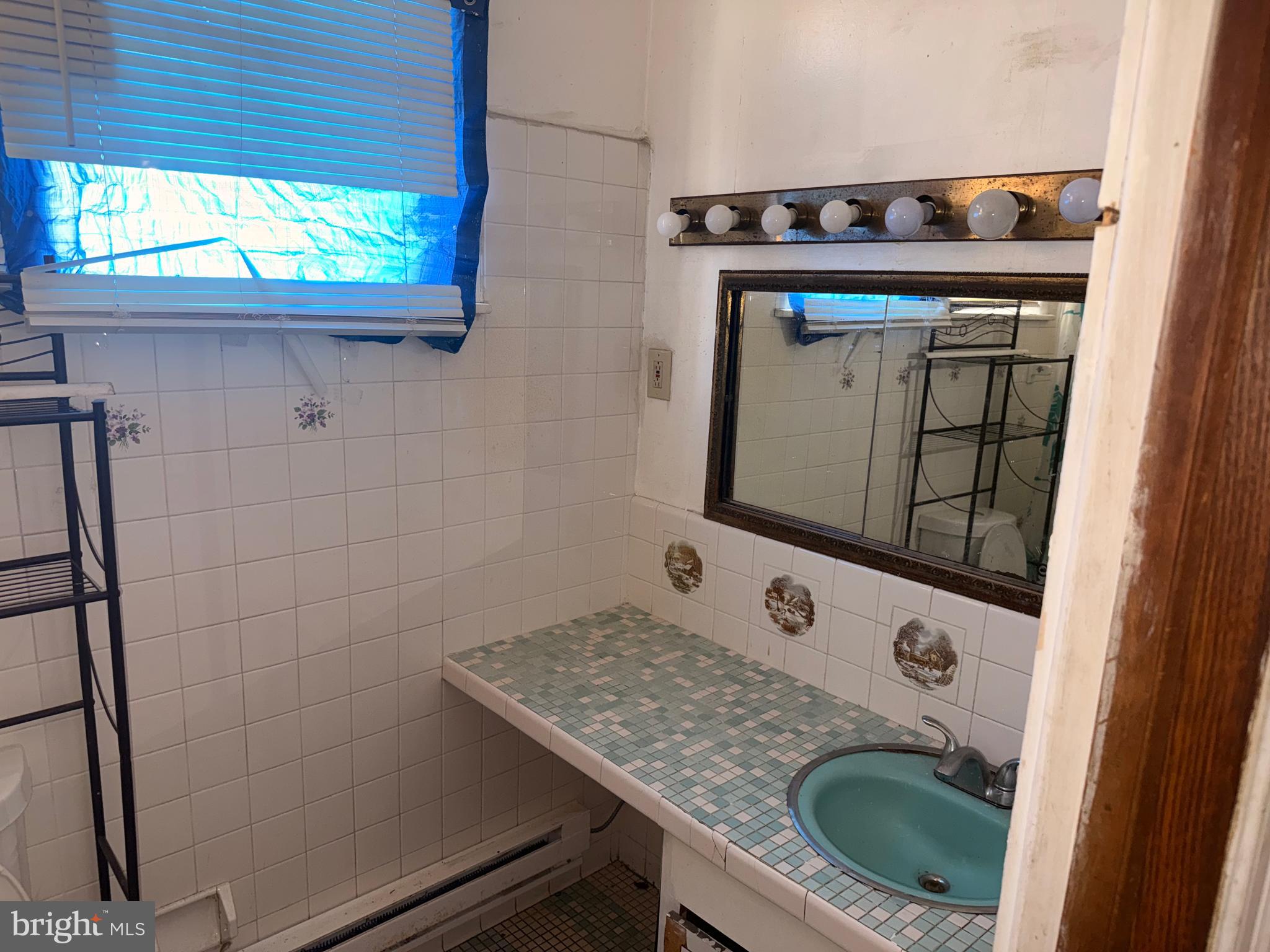 FERN ROCK - Residential