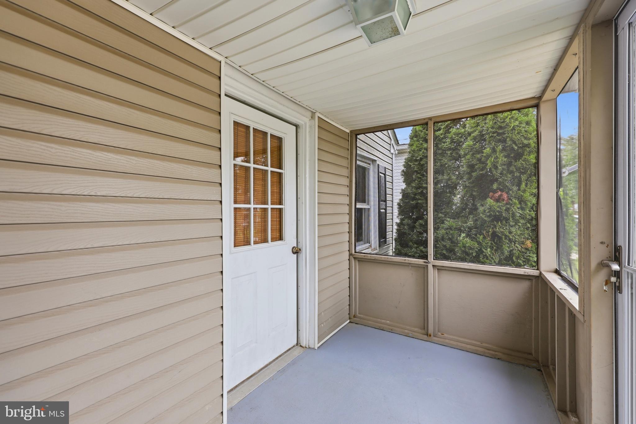218 N FAIRFAX BOULEVARD