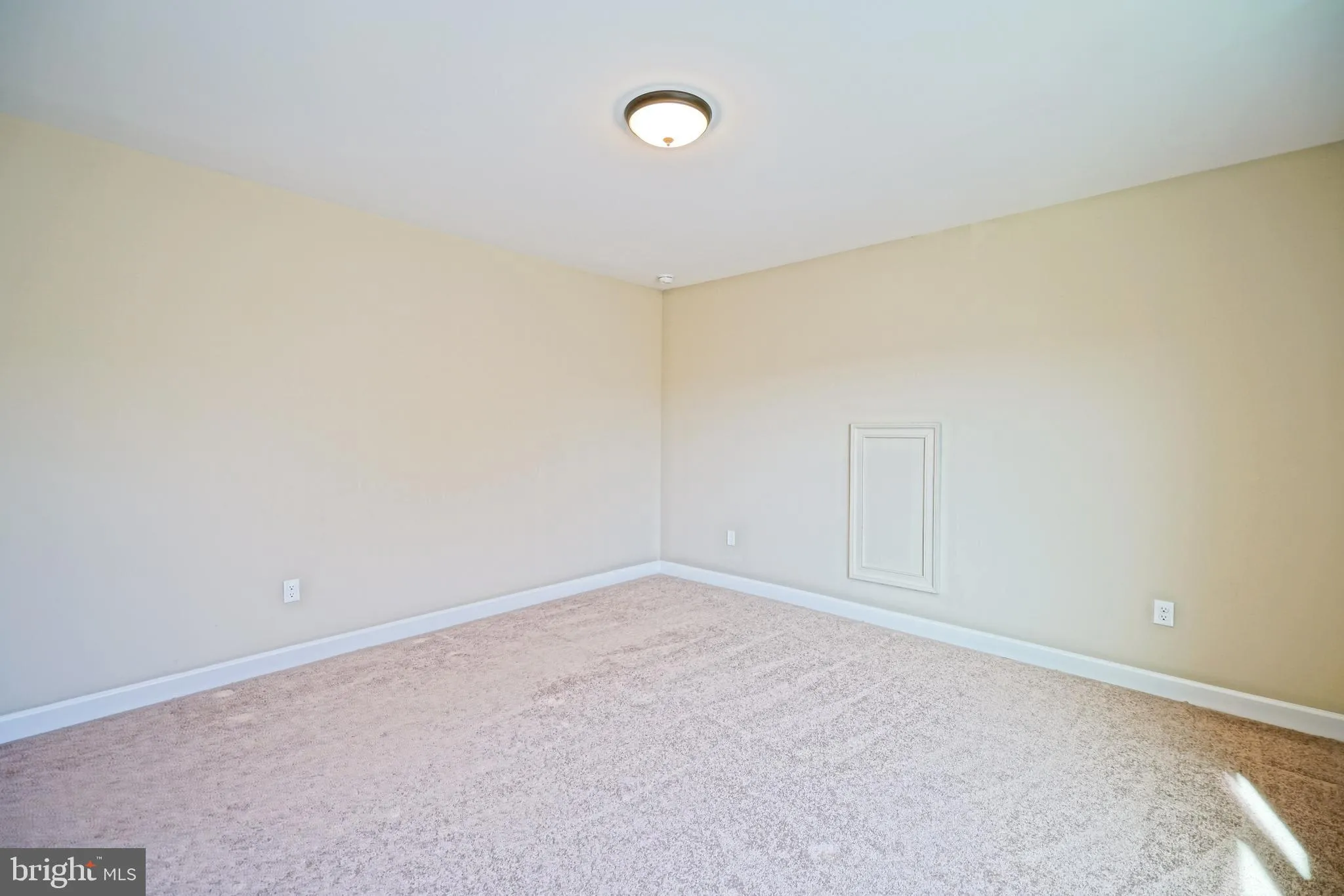 Lewes, Delaware 19958, United States, 4 Bedrooms Bedrooms, ,4 BathroomsBathrooms,Residential,Active,103719