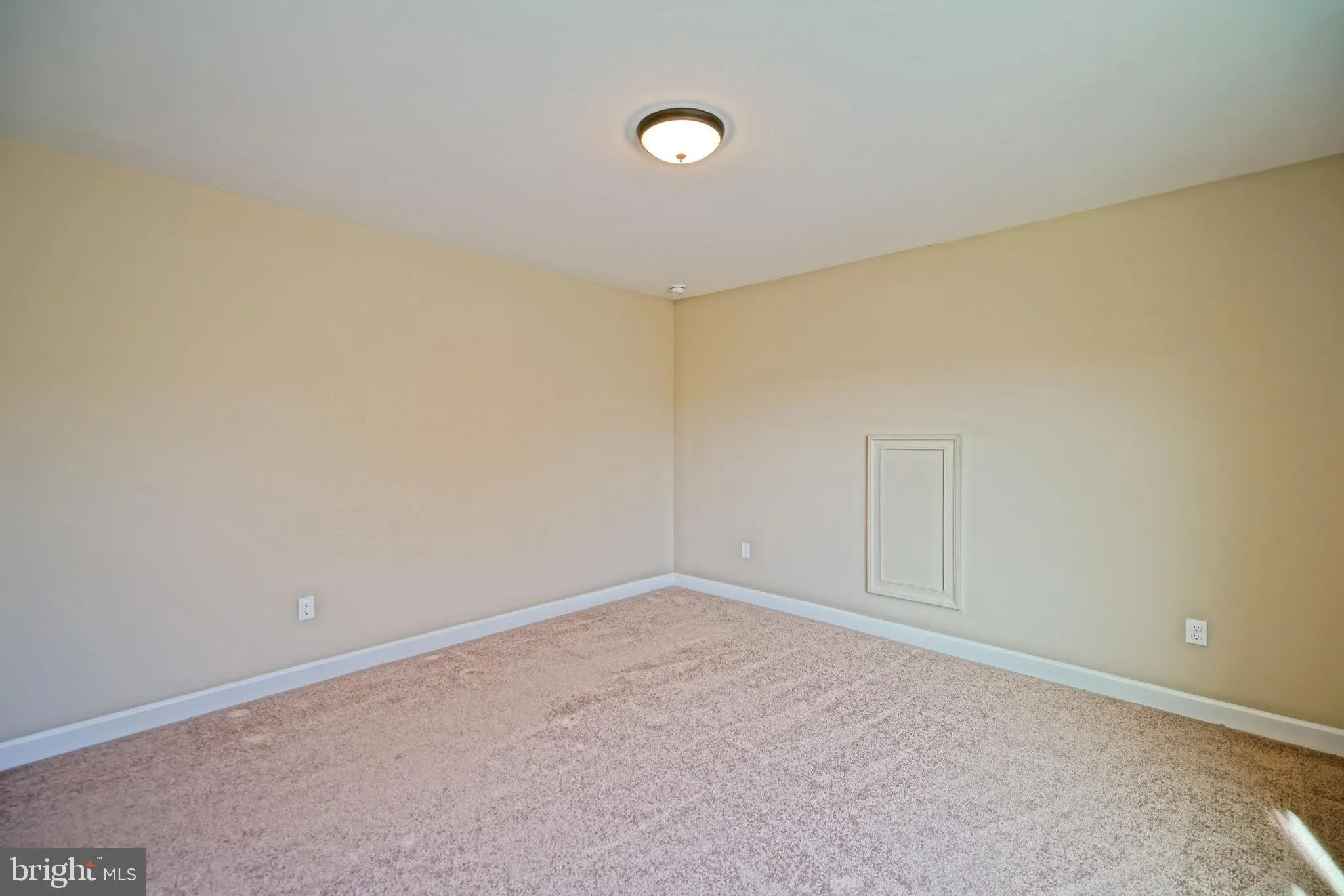 Lewes, Delaware 19958, United States, 4 Bedrooms Bedrooms, ,4 BathroomsBathrooms,Residential,Active,103719