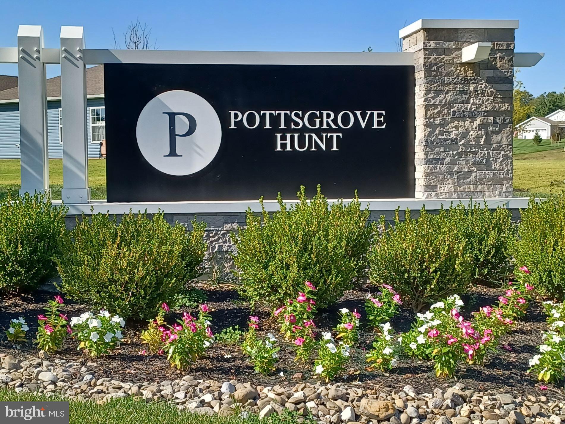 POTTSGROVE HUNT - Residential