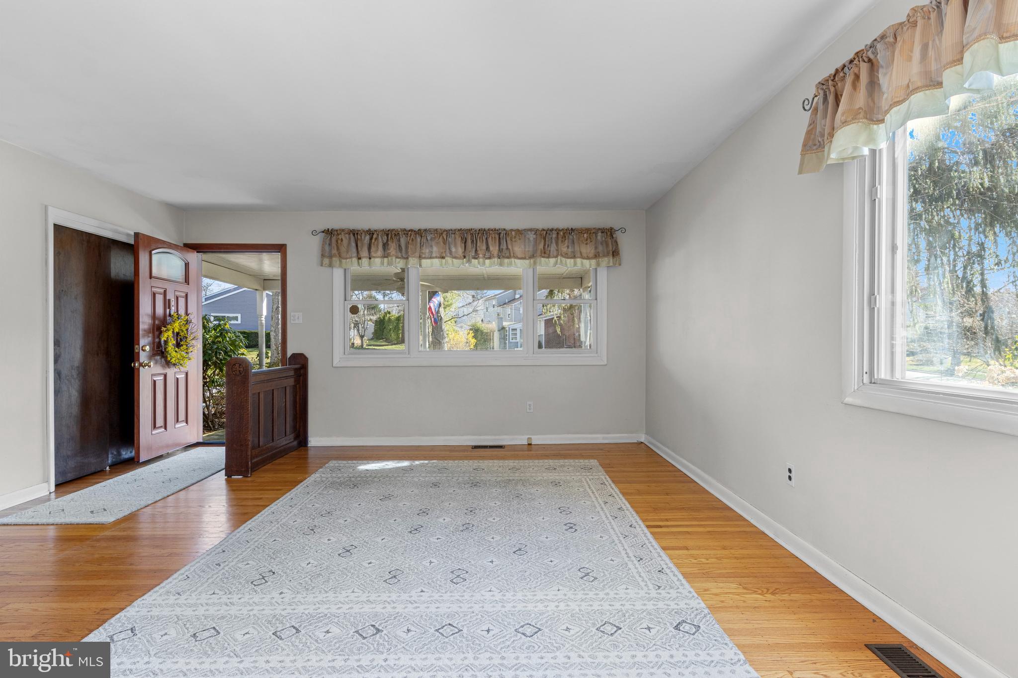 GARRETT HILL - Residential