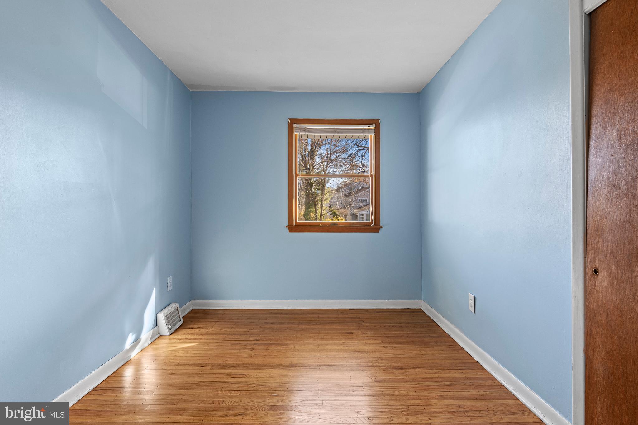 GARRETT HILL - Residential