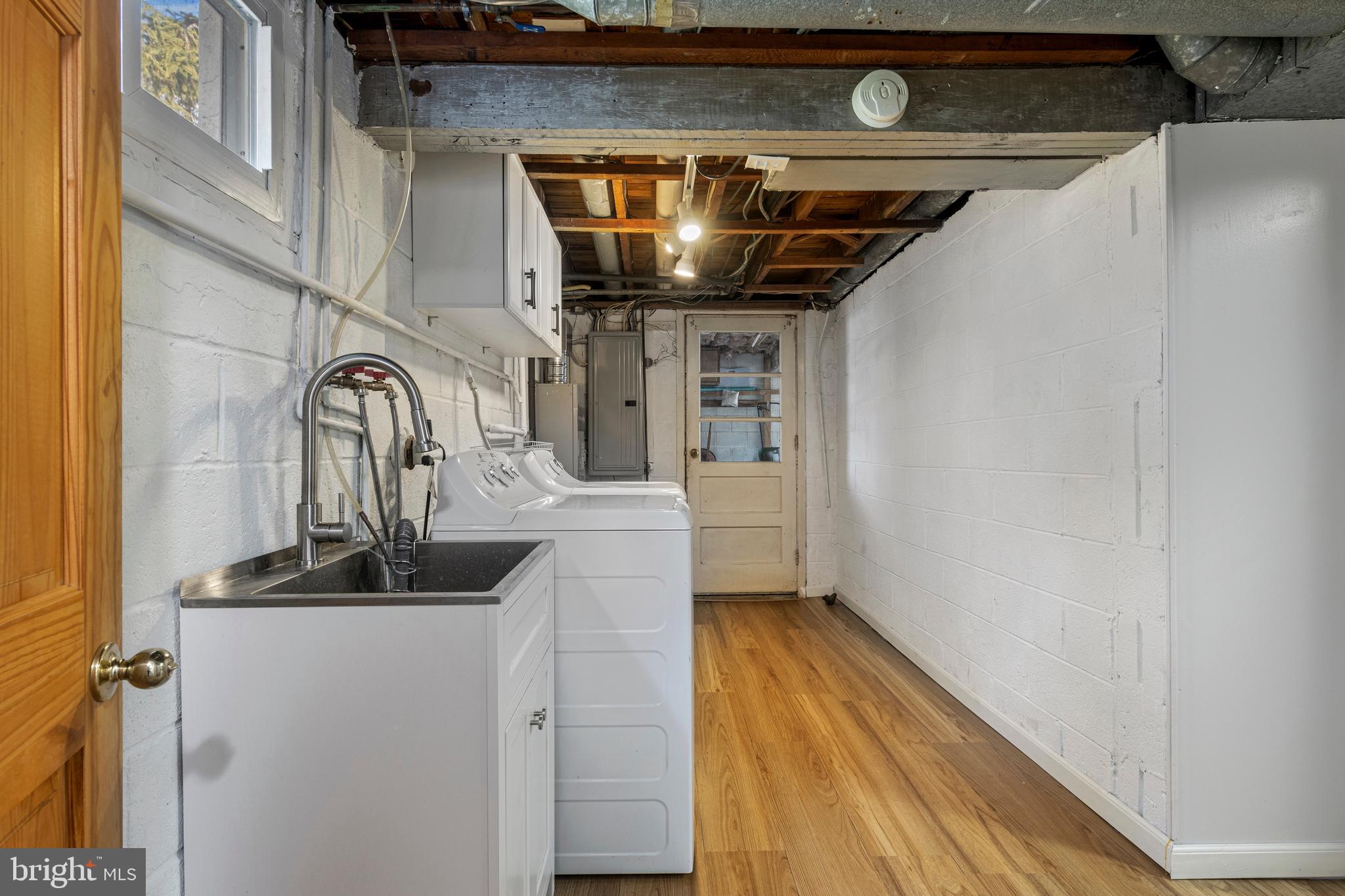 GARRETT HILL - Residential