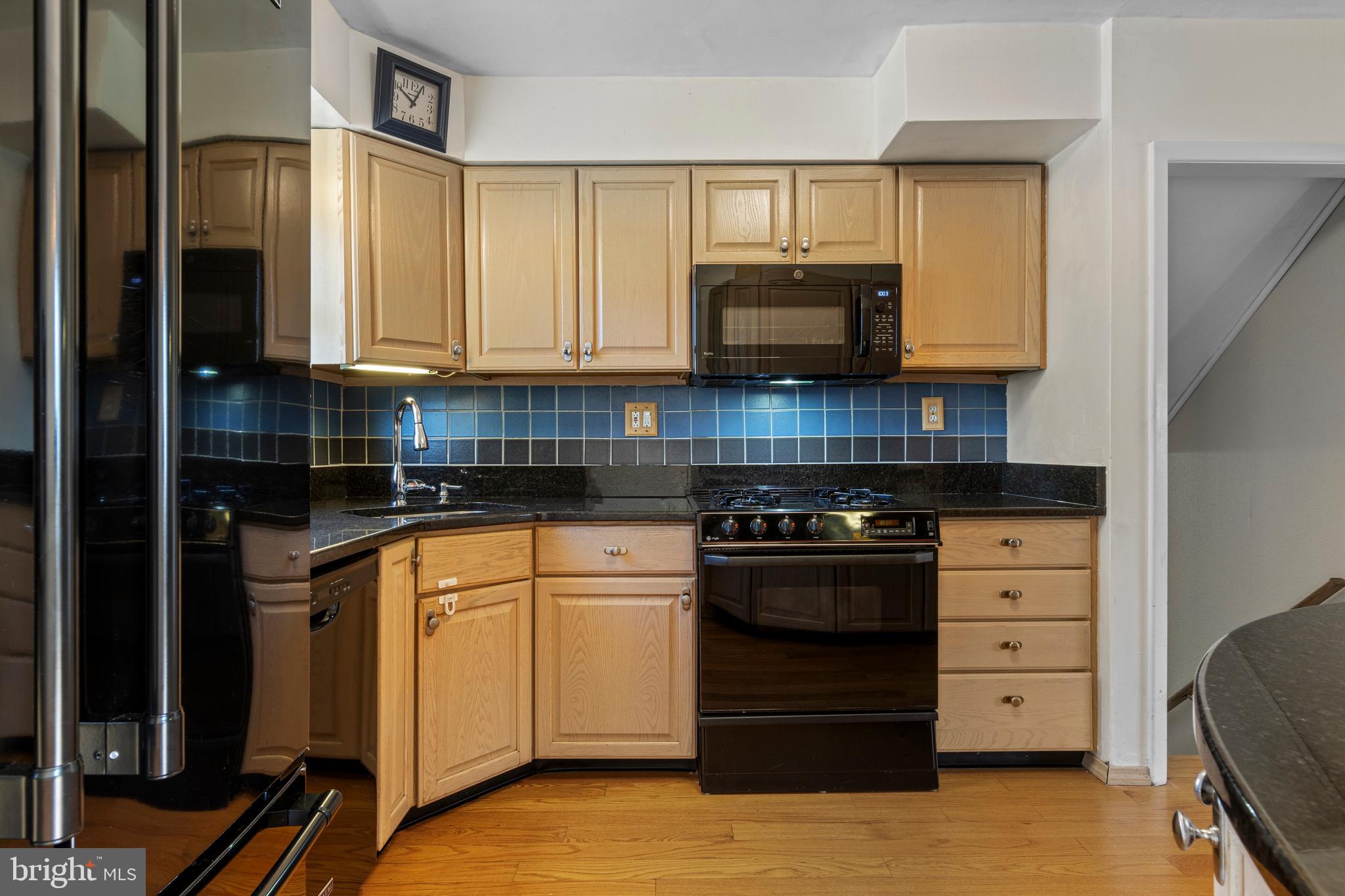 GARRETT HILL - Residential