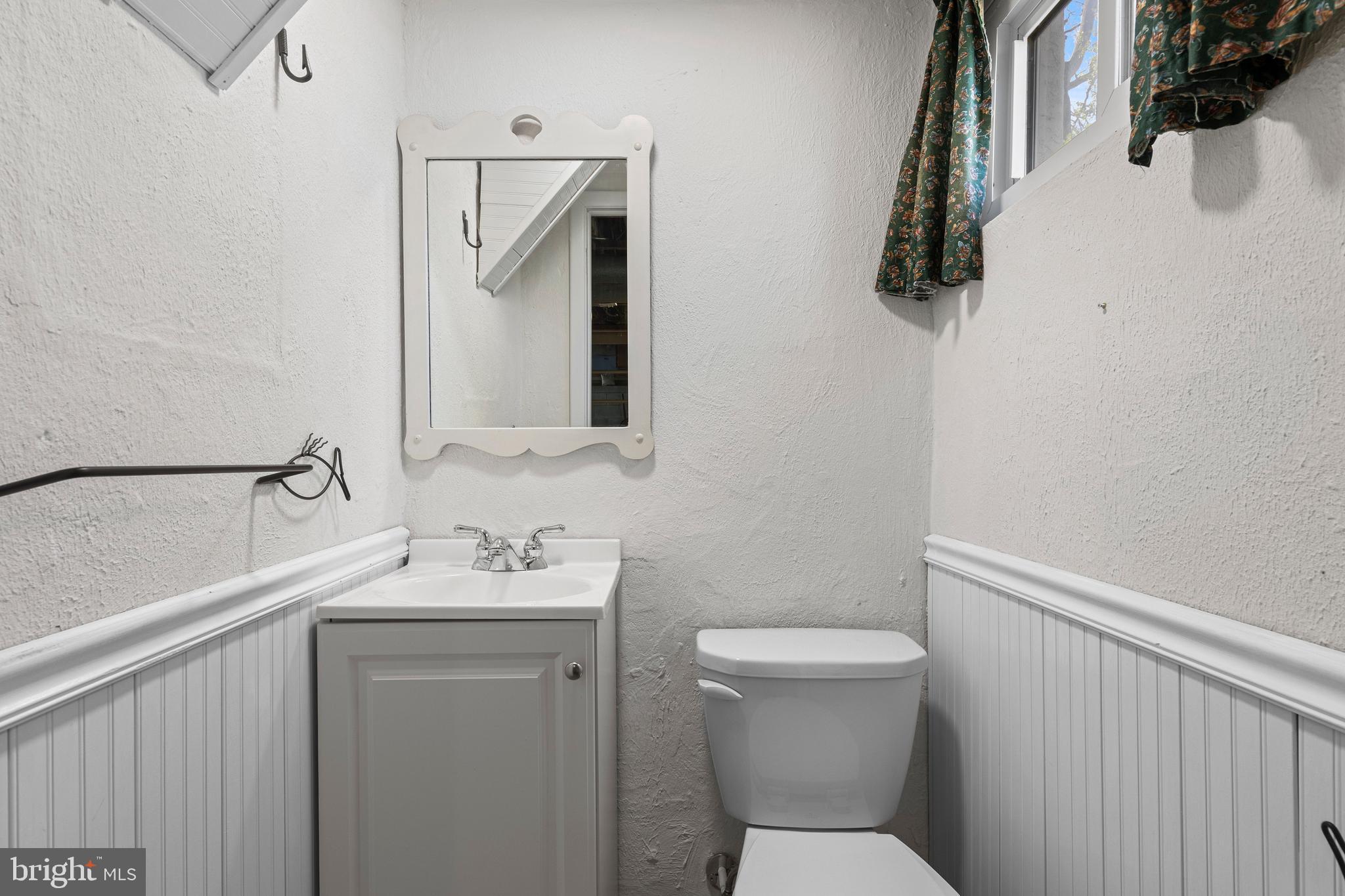 GARRETT HILL - Residential