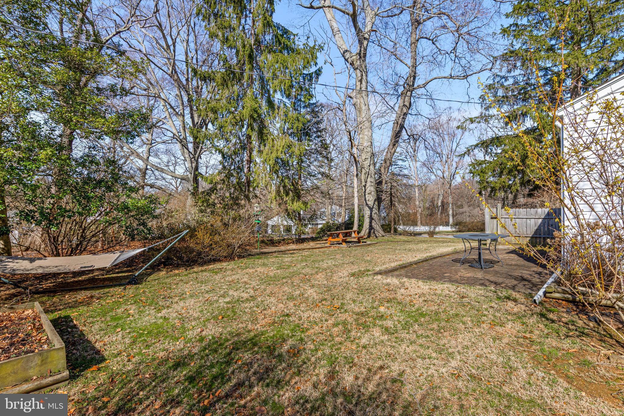 GARRETT HILL - Residential