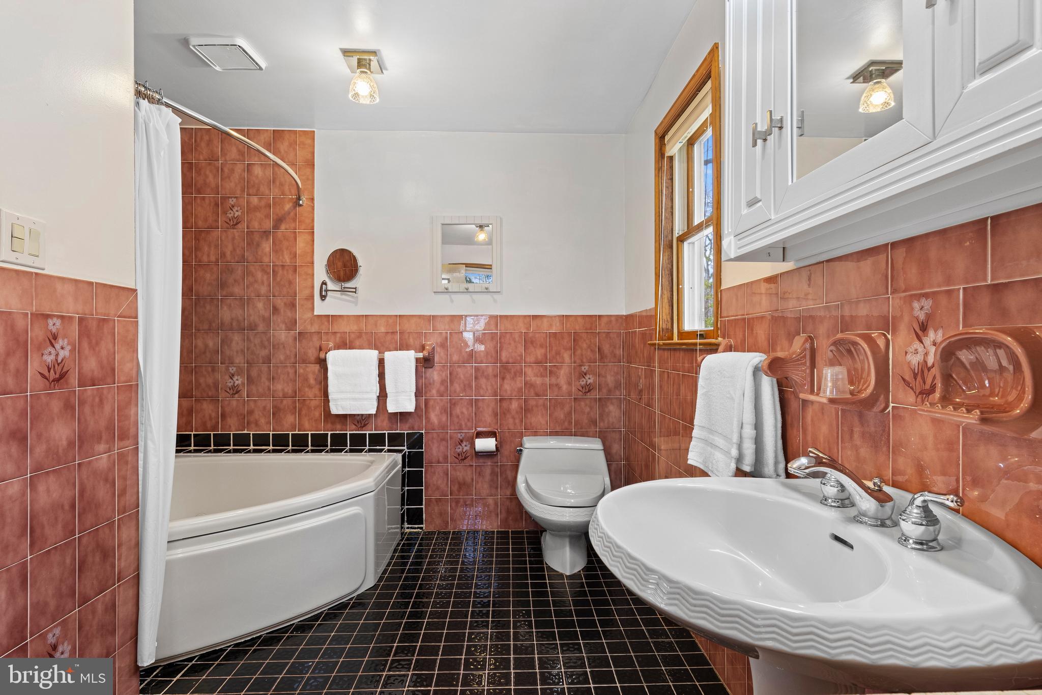 GARRETT HILL - Residential