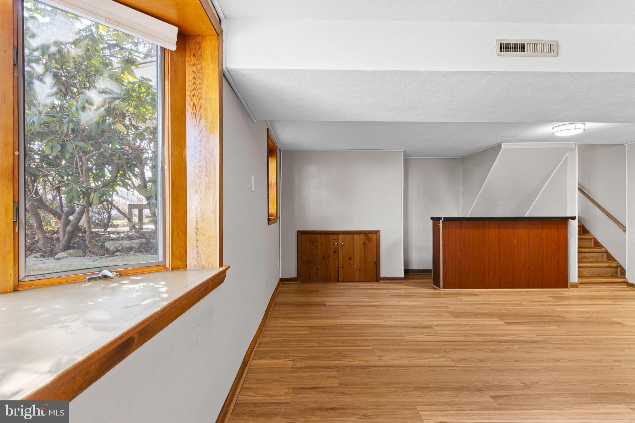 GARRETT HILL - Residential