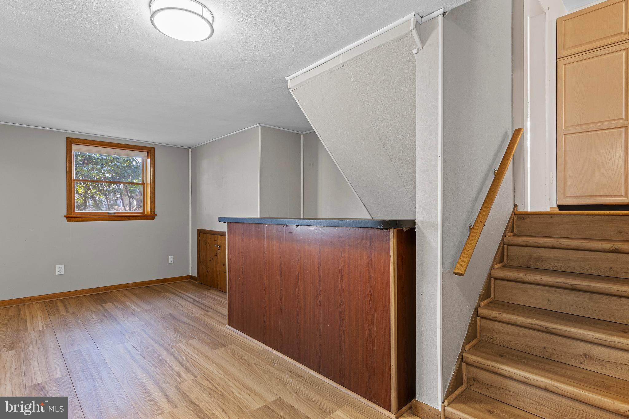 GARRETT HILL - Residential