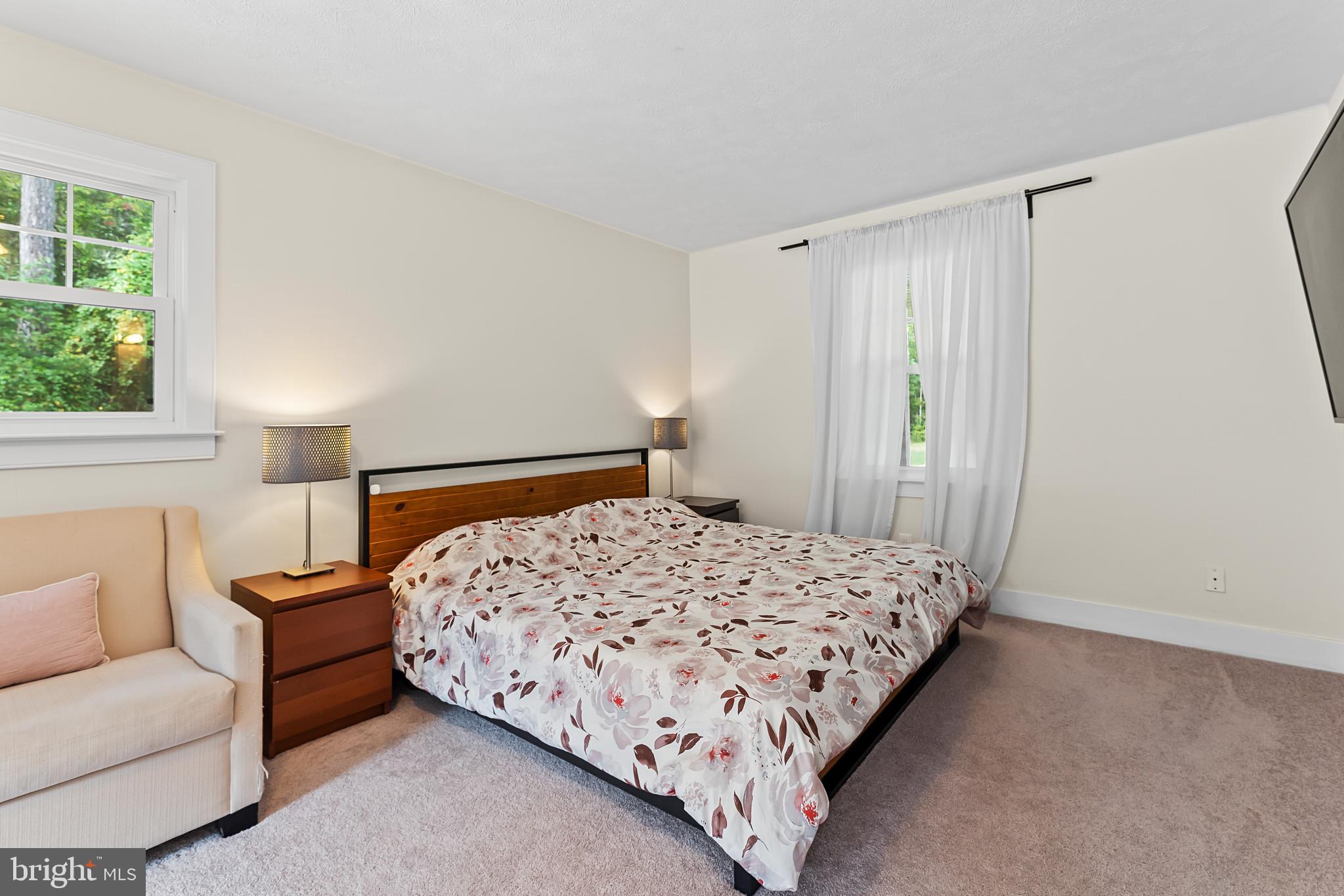 WHITE OAK - Residential