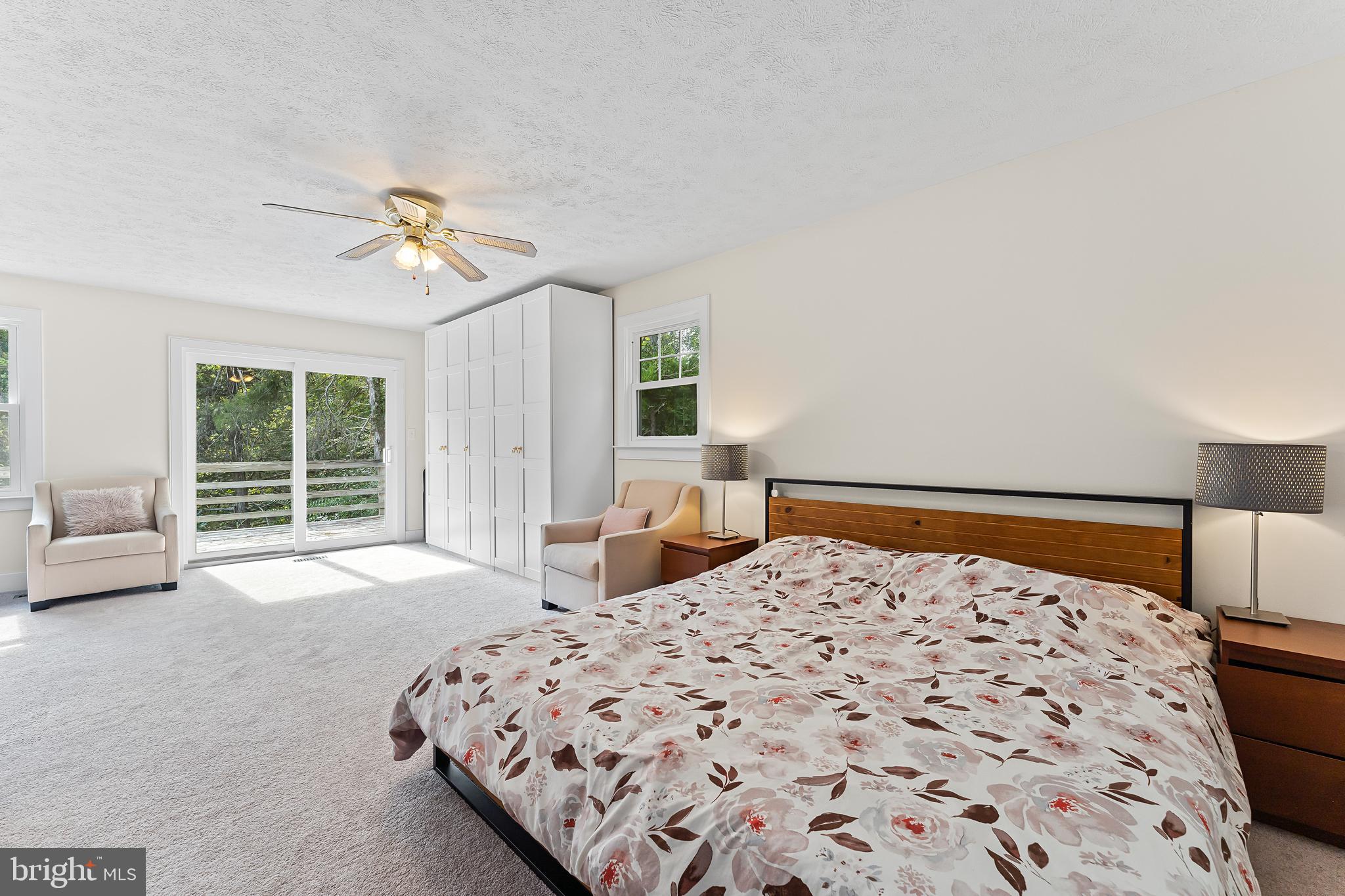 WHITE OAK - Residential