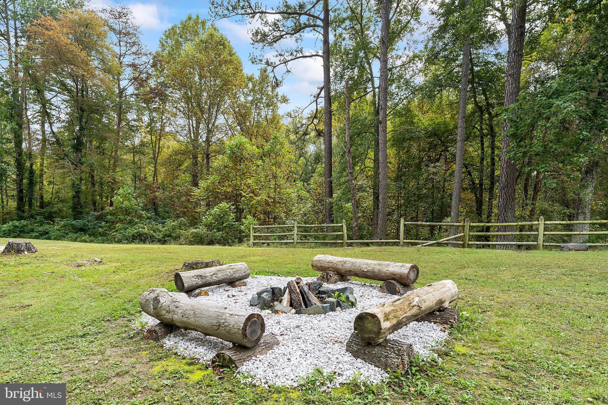 WHITE OAK - Residential