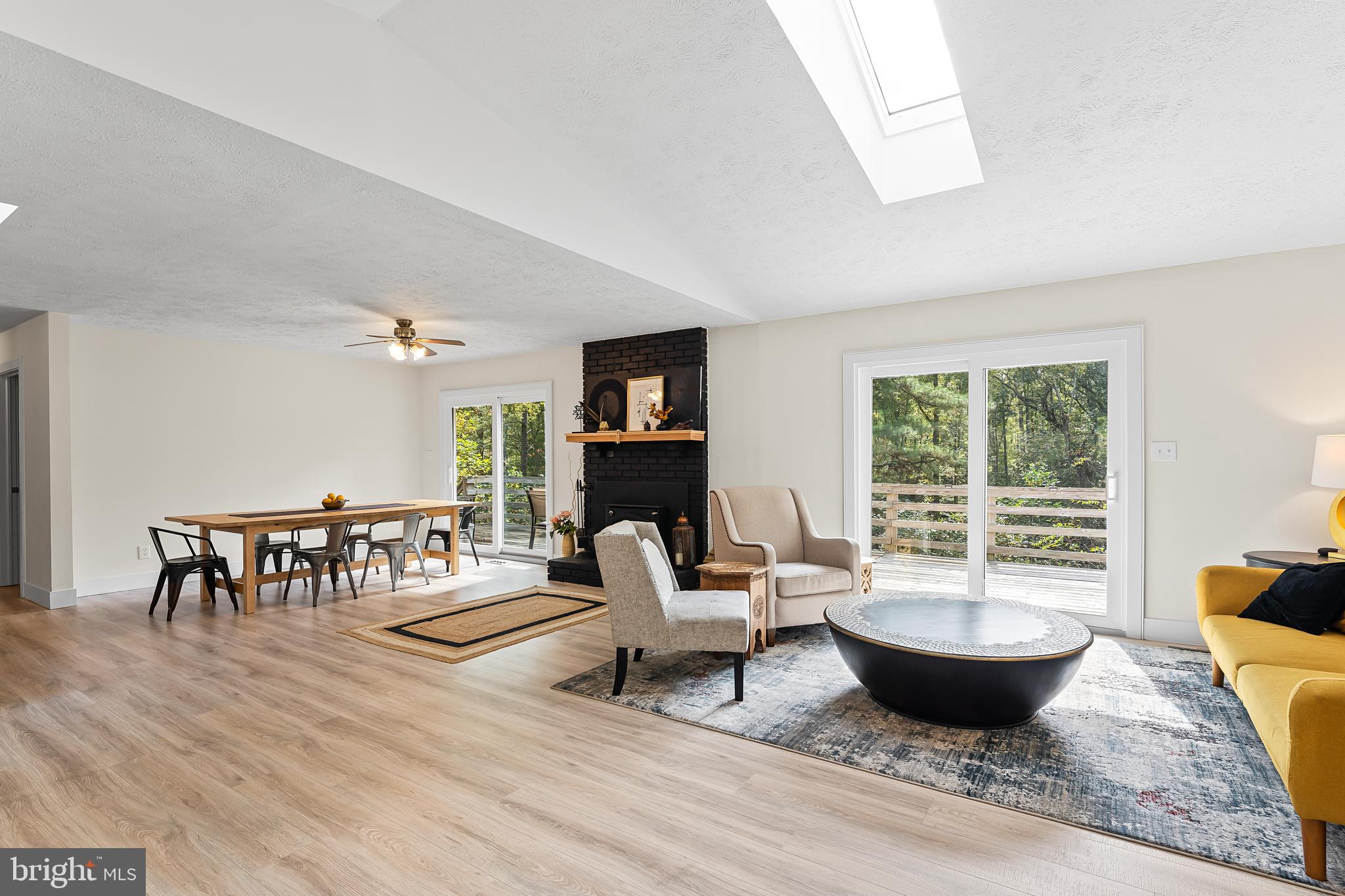 WHITE OAK - Residential