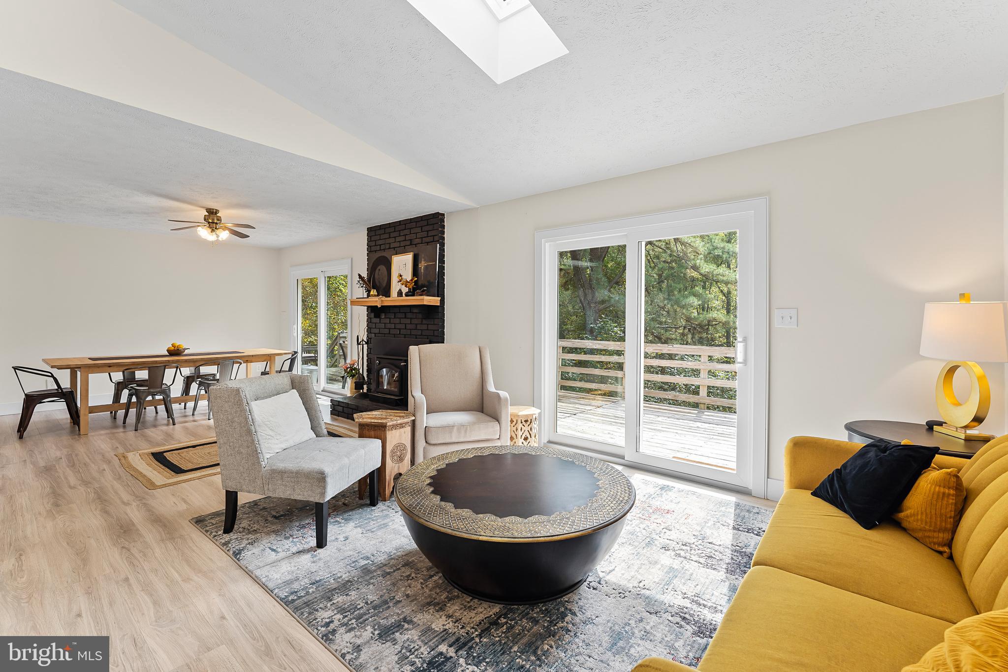 WHITE OAK - Residential