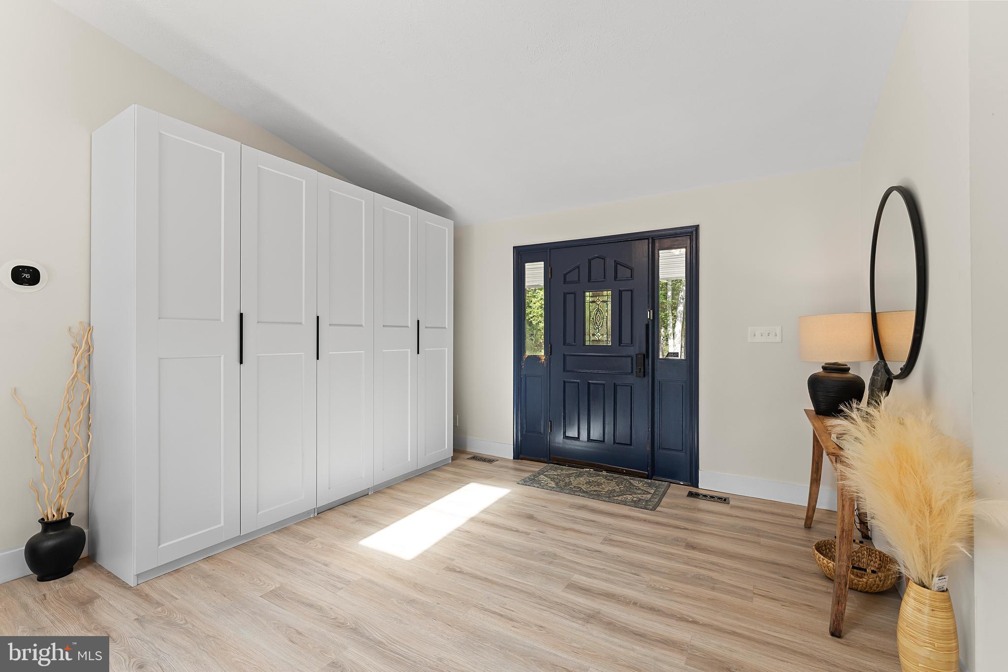 WHITE OAK - Residential