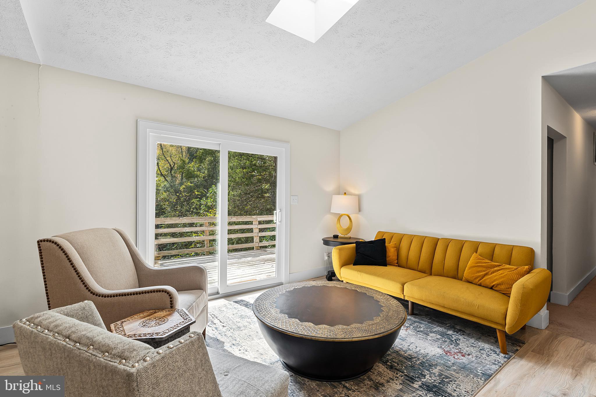 WHITE OAK - Residential