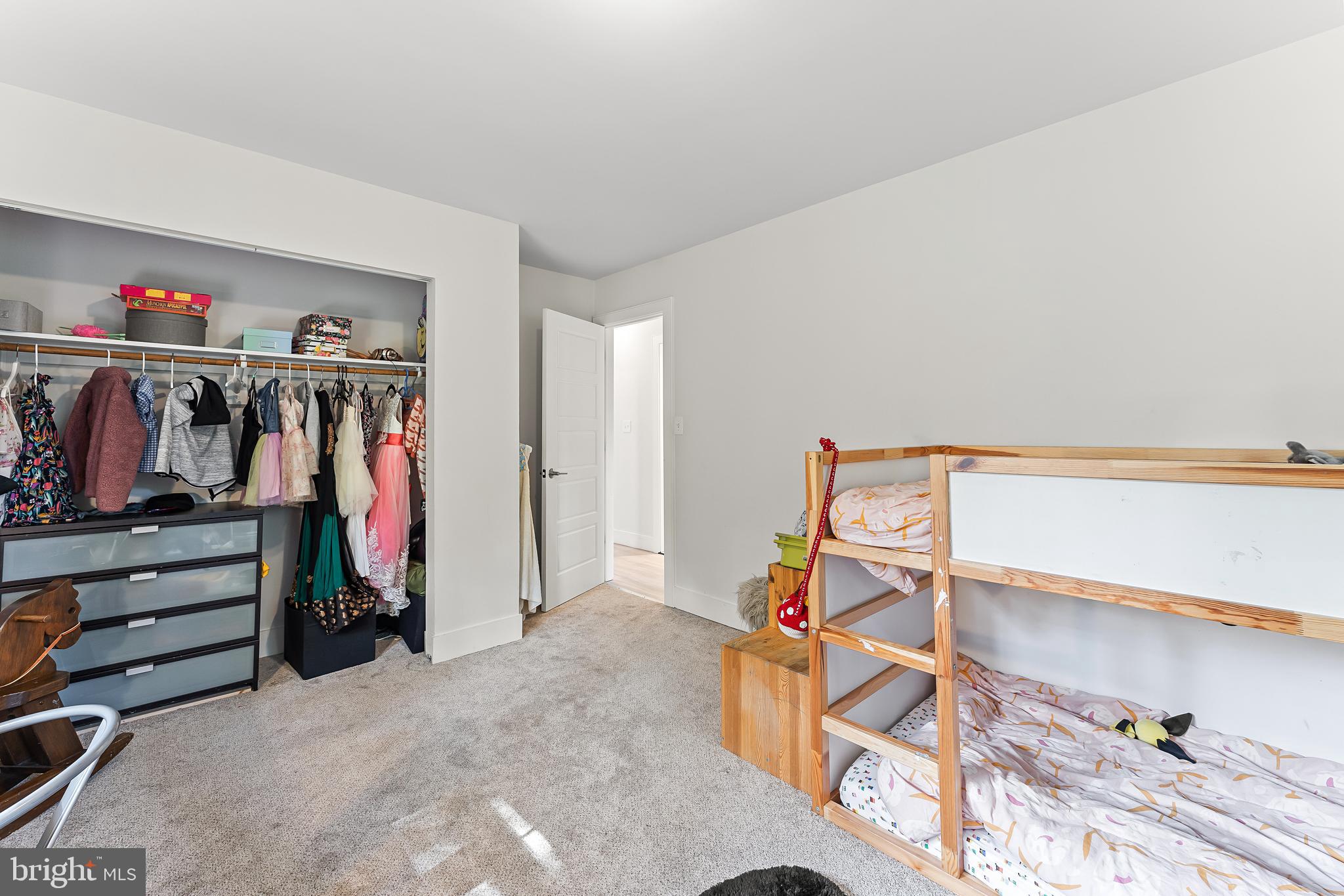 WHITE OAK - Residential